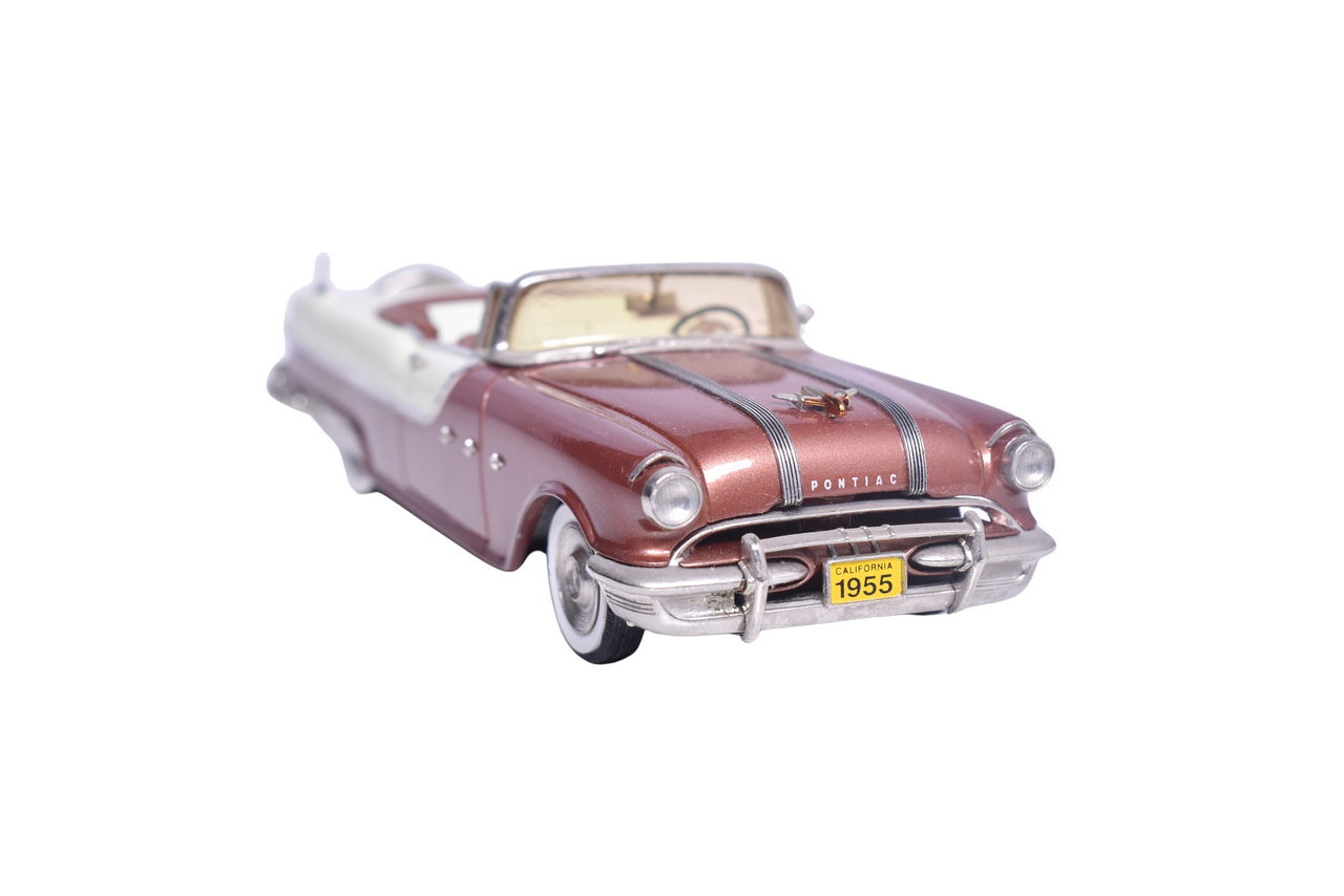 7242 - Motor City USA 1955 Pontiac thumbnail