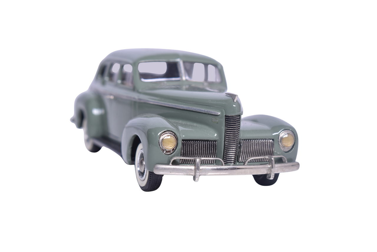 7263 - Western Models 1940 Nash Ambassador 8 thumbnail
