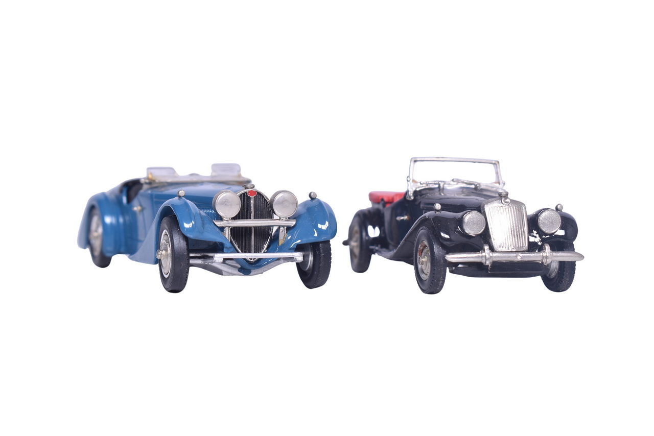 7287 - Pair of Western Models - WMS 39 1938 Bugatti 57S Corsica Tourer and WMS 12 1953 MG TF thumbnail