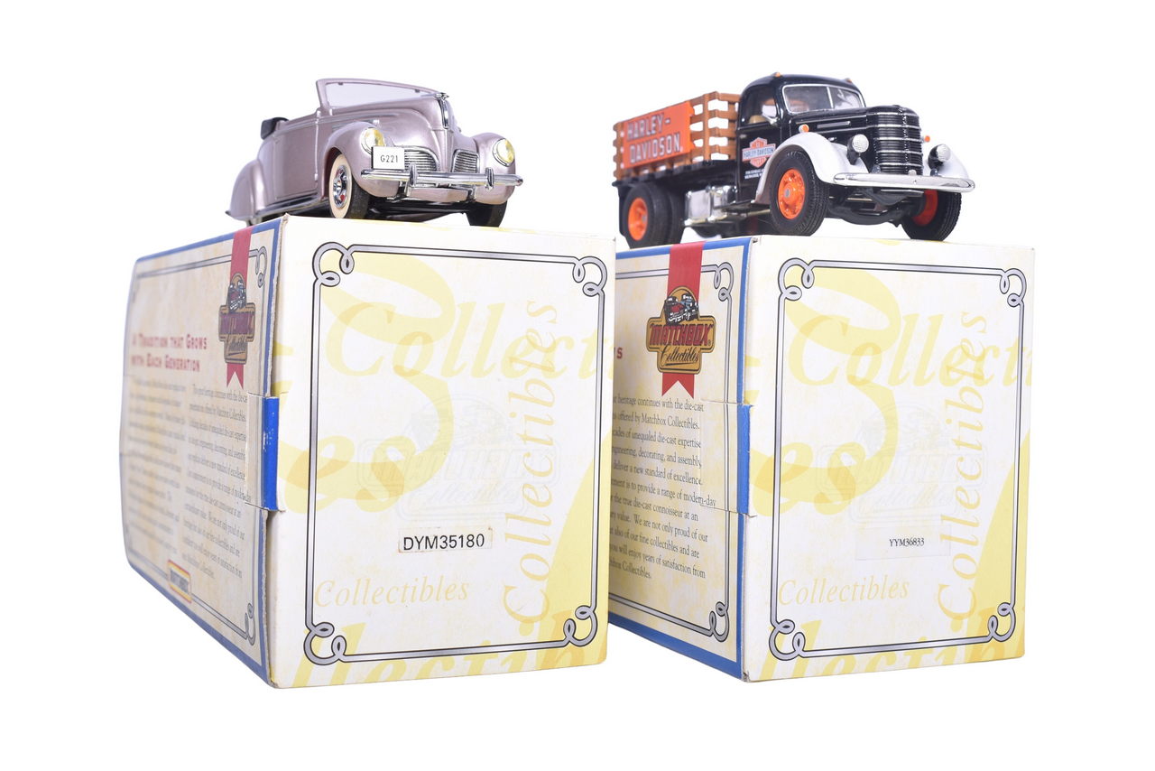 7291 - Pair of Matchbox Collectible Models - 1938 Lincoln Zephyr and 1937 International DR60 thumbnail