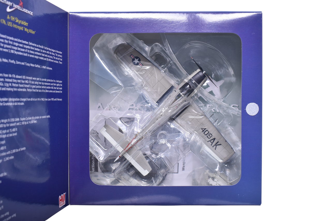 7358 - Hobby Master 1:72 Douglas A-1H Skyraider Die Cast USS Intrepid Navy Military Plane - NIB thumbnail