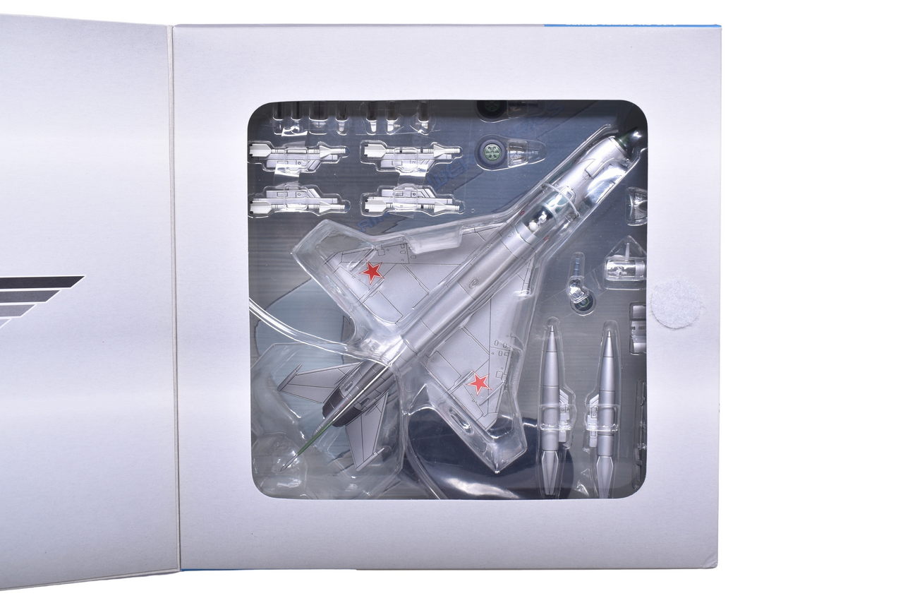 7368 - Hobby Master 1:72 MIG-21 SMT 
