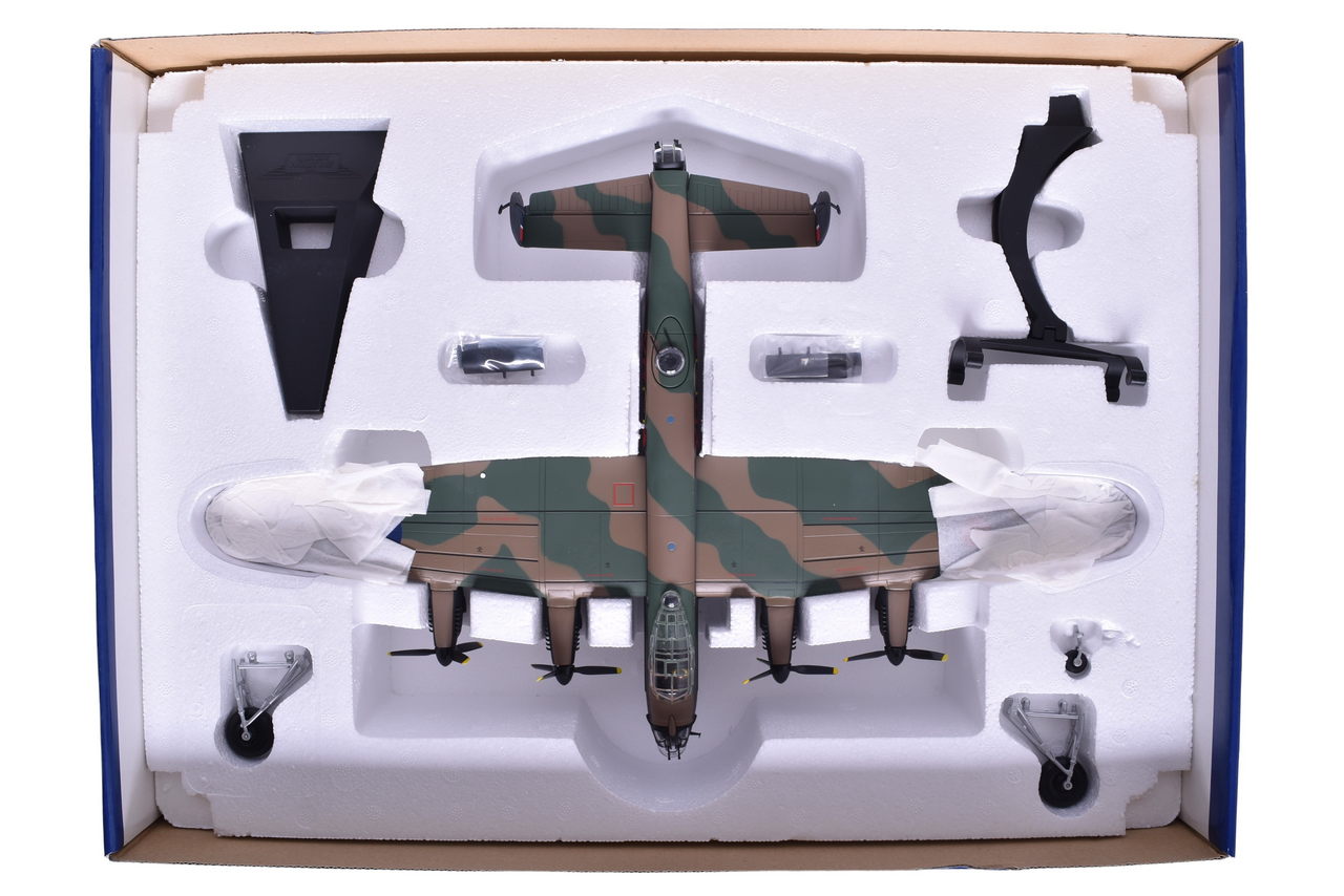 7403 - Corgi 1:72 WWII Avro Lancaster Diecast Plane thumbnail