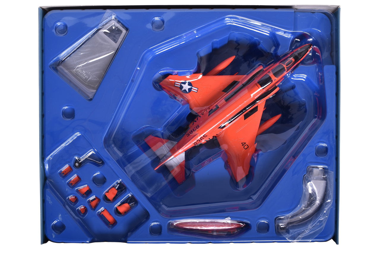 7405 - Corgi 1:72 McDonnell QF-4B Phantom Drone Diecast Plane thumbnail