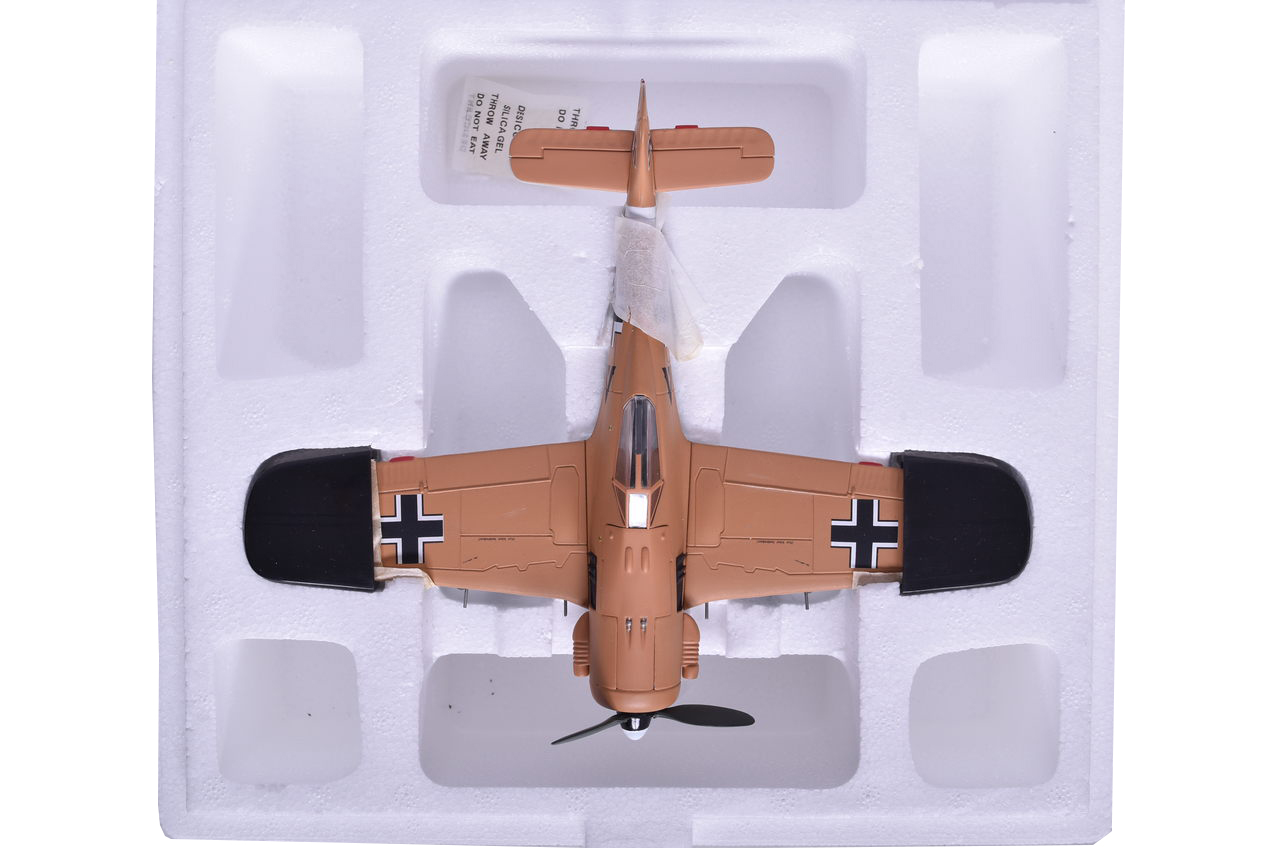 7413 - Armour Collection / Franklin Mint 1:48 FW 190 Fockewulf WWII Aces Diecast Plane thumbnail