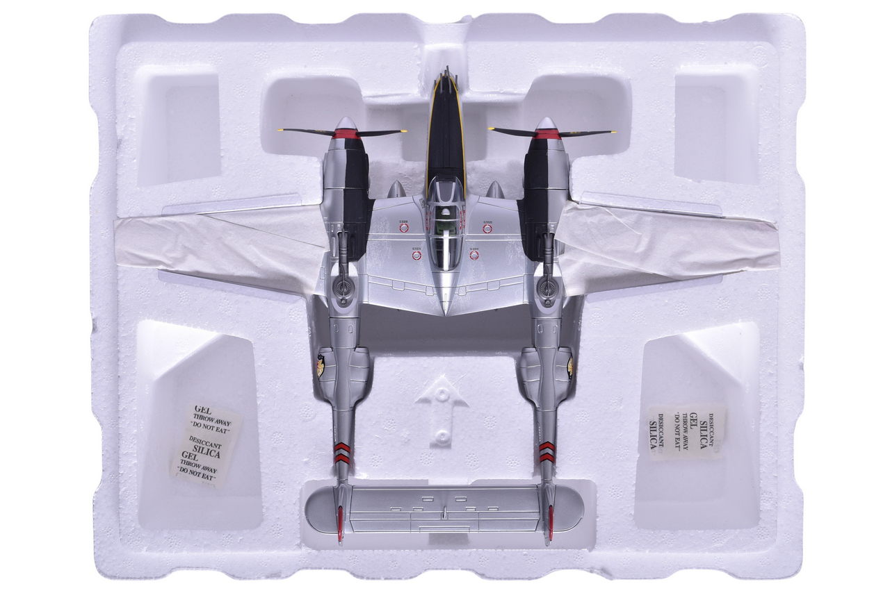 7434 - Franklin Mint / Armour Collection 98113 USAF P-38J Lightning ���Pudgy (V)��� Diecast Plane thumbnail