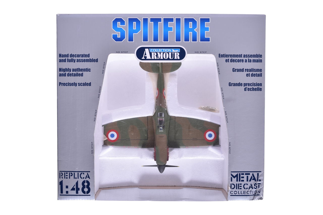 7445 - Armour Collection / Franklin Mint 1:48 WWII France Armee De L'Air Spitfire MK. I Diecast Plane thumbnail
