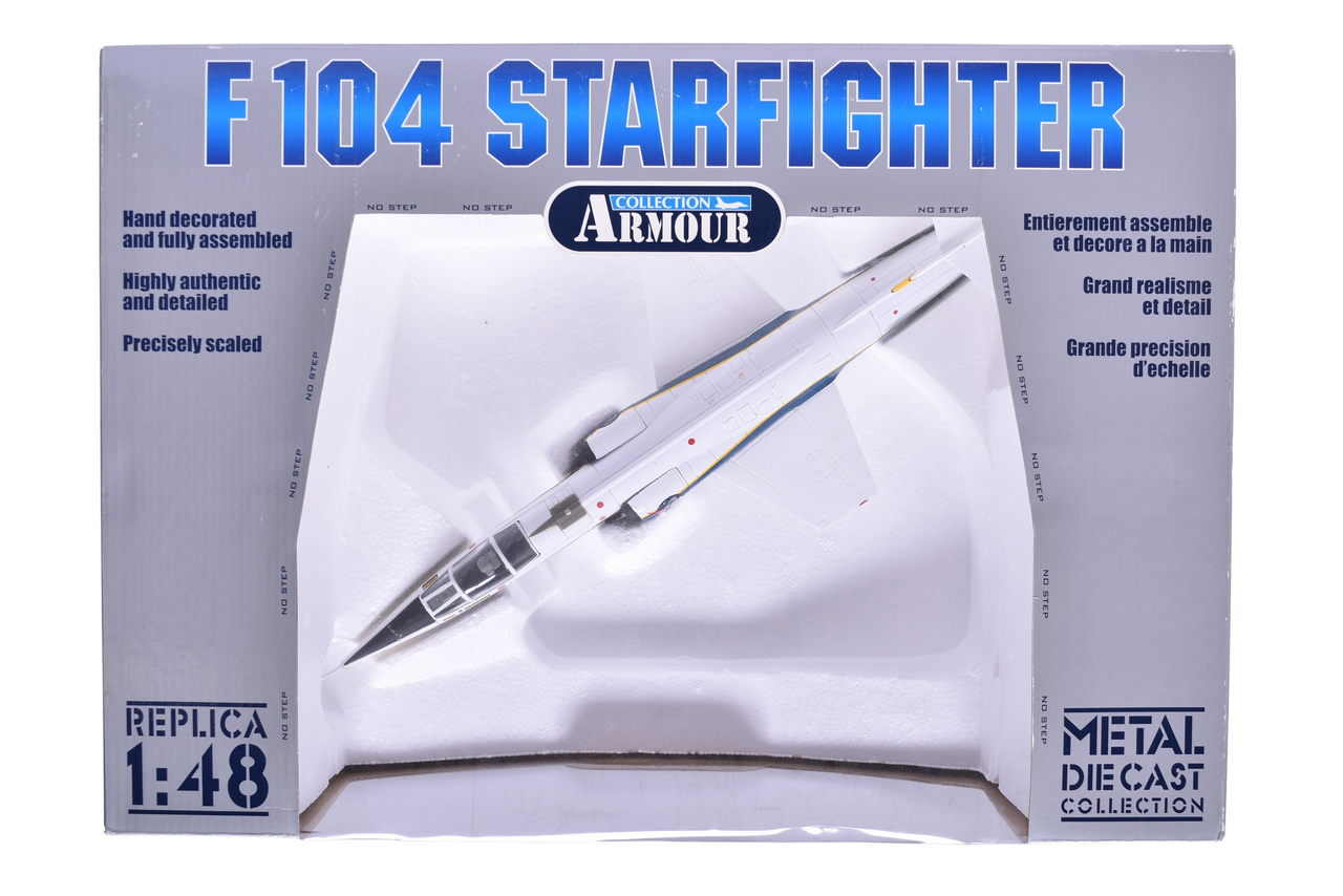 7457 - Franklin Mint / Armour Collection 98195 NASA F-104 Starfighter Diecast Military Plane thumbnail