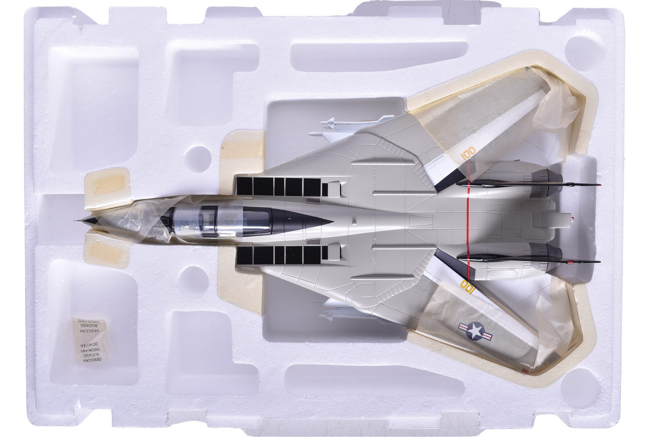 7458 - Franklin Mint / Armour Collection 98038 US Navy F-14 