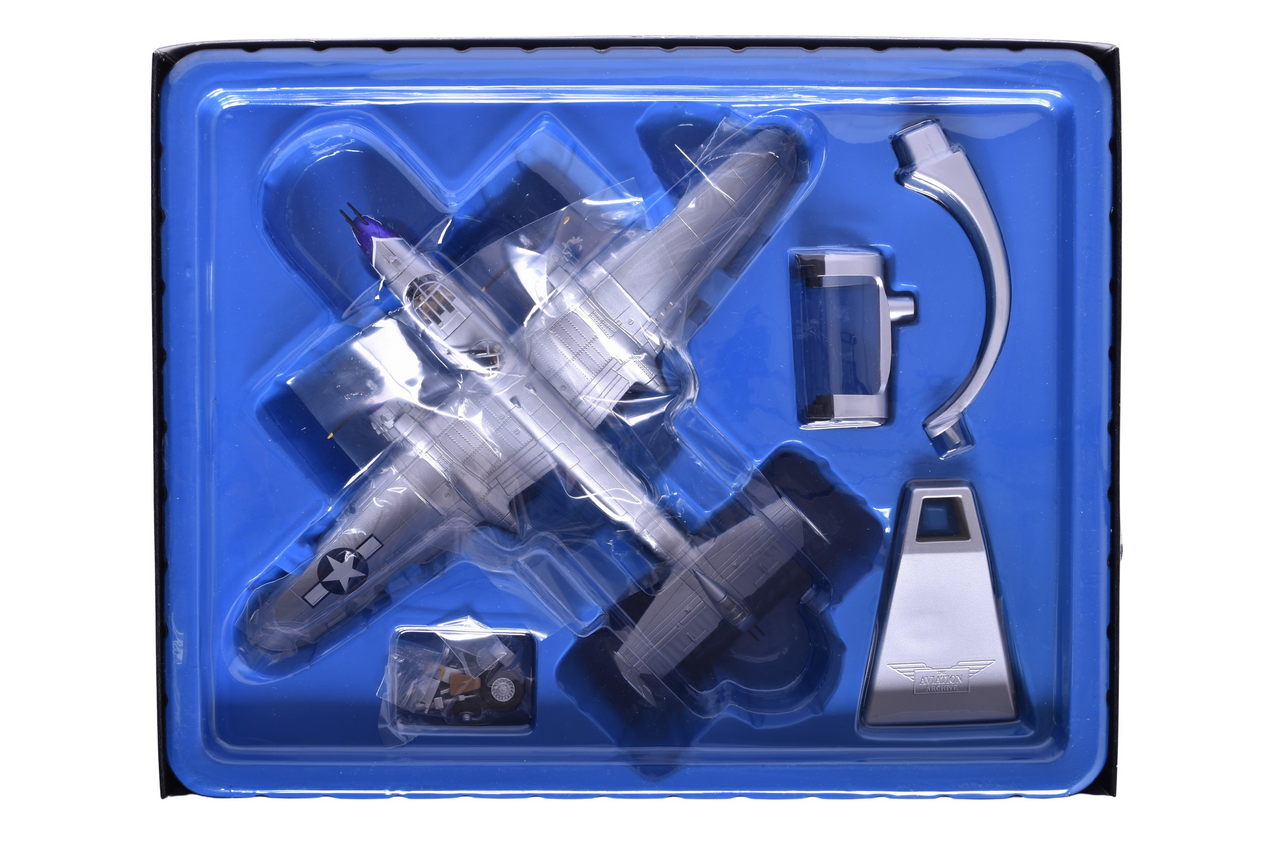 7481 - Corgi 1:72 War In The Pacific B25J Mitchell 'Bats Outa Hell' Diecast Plane thumbnail