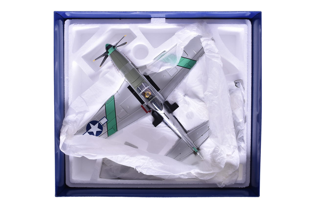 7495 - Corgi 1:32 WWII P-51D Mustang 'Stinger VII' Diecast Plane thumbnail