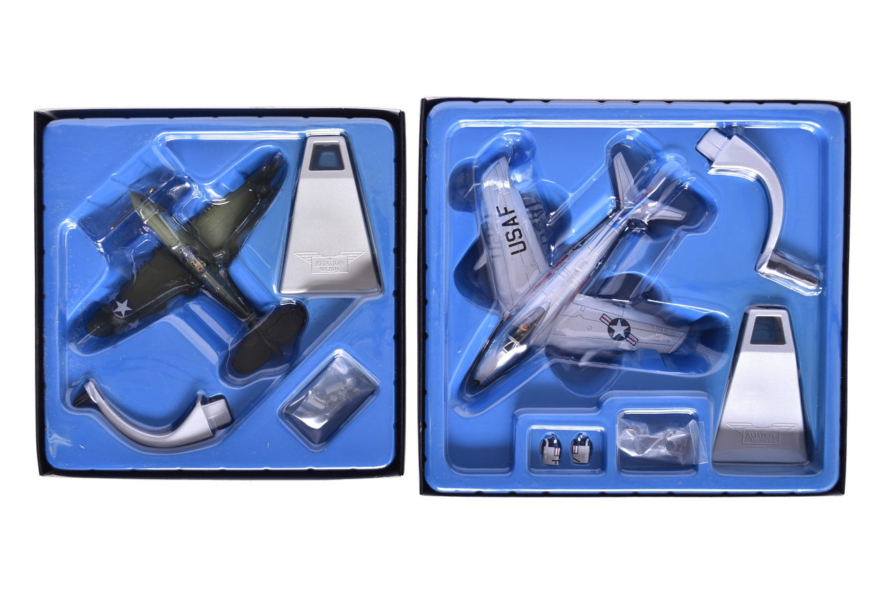 7499 - Pair of Corgi 1:72 P-40E Warhawk & North American F-86A Sabre Diecast Planes thumbnail