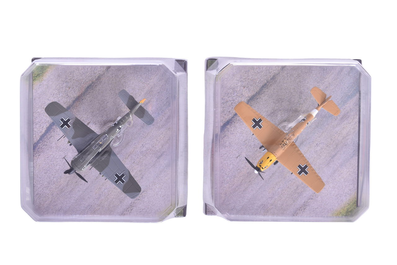 7510 - Pair of Corgi WWII Legends 1:72 Messerschmitt BF109E-7 and Focke-Wulf FW 190A-4 Military Planes - NIB thumbnail