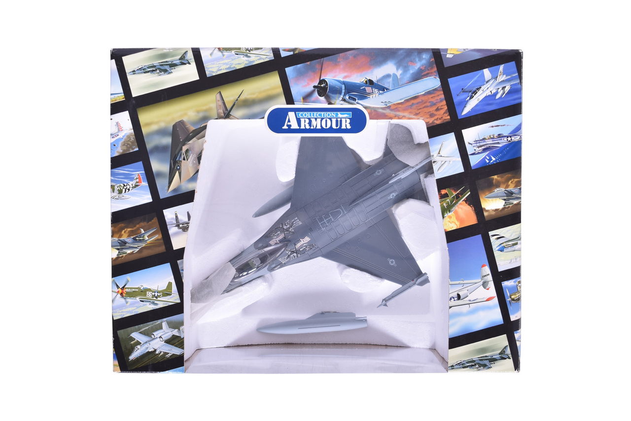 7532 - Armour Collection / Franklin Mint 1:48 F16 Falcon Diecast Jet thumbnail