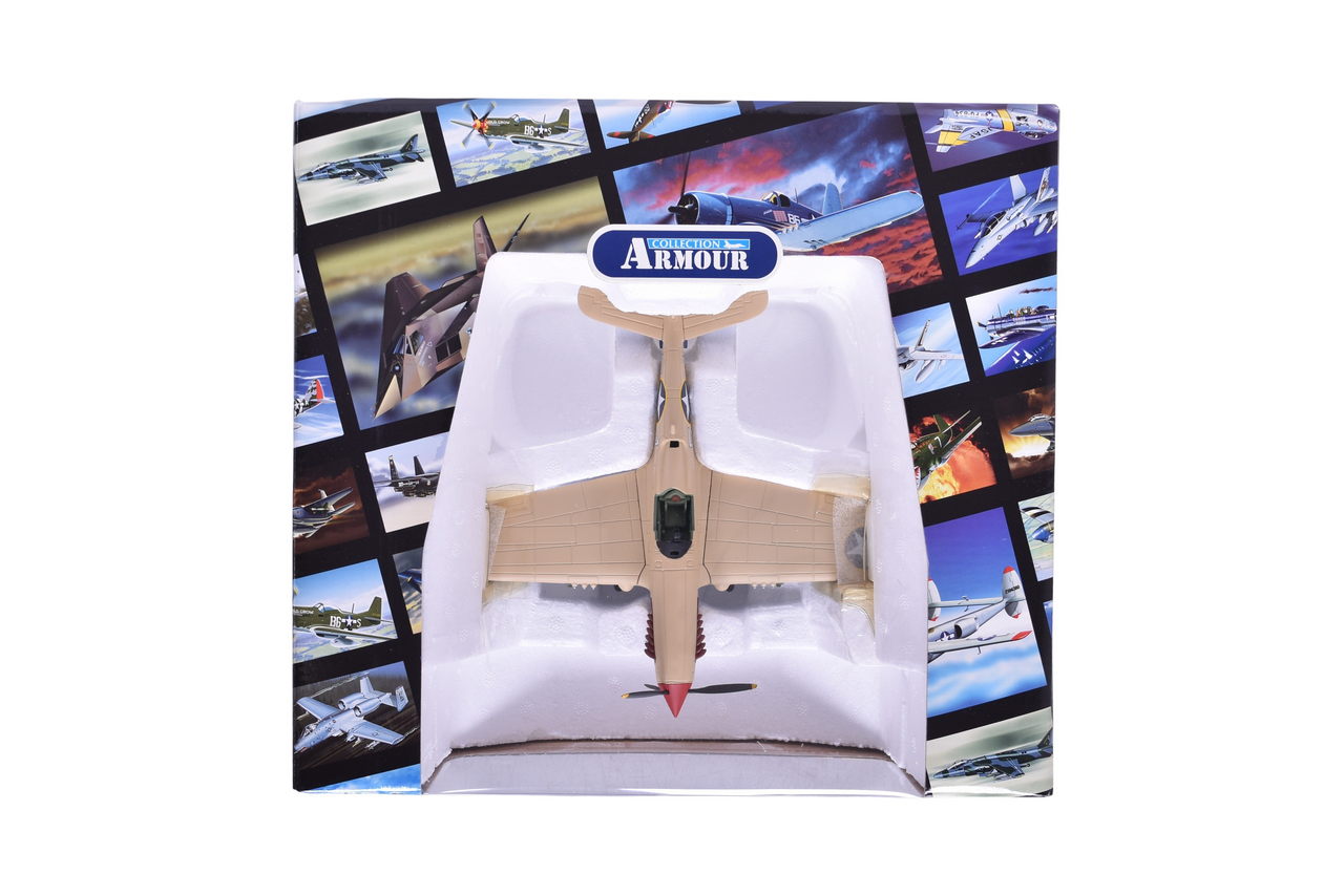 7544 - Armour Collection / Franklin Mint 1:48 USAF P40 Warhawk Diecast Plane thumbnail