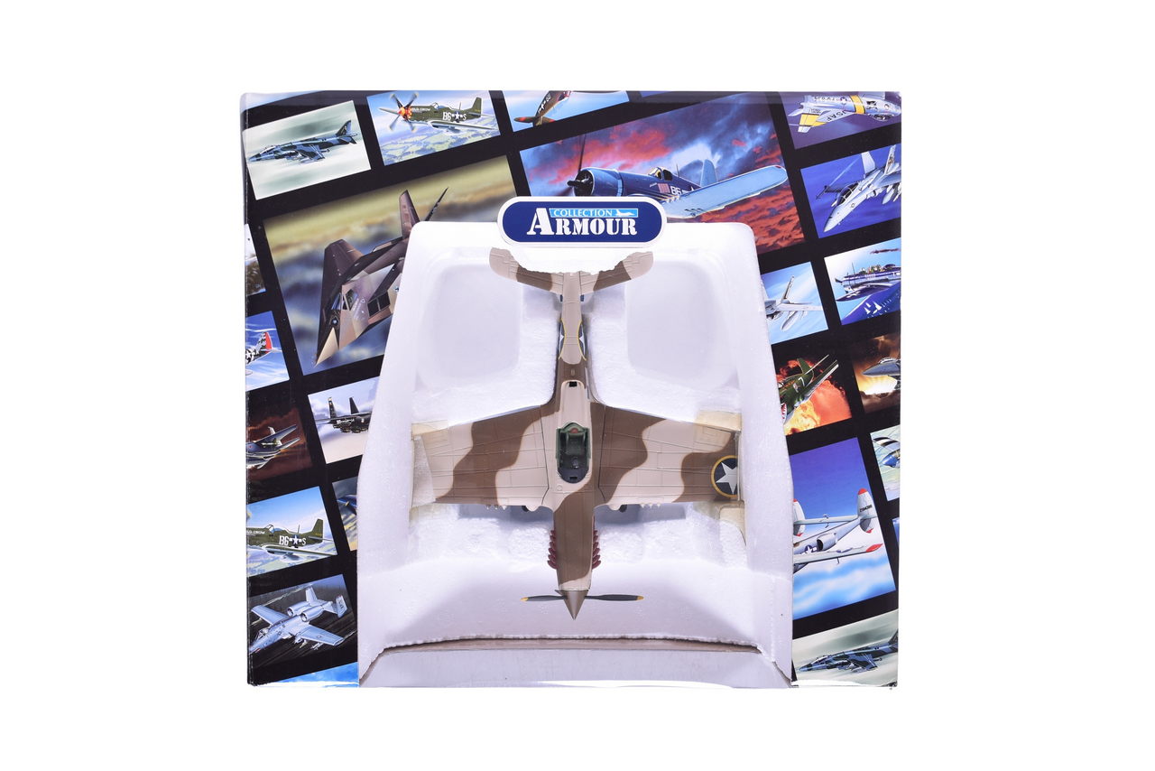 7546 - Armour Collection / Franklin Mint 1:48 USAF P40 Warhawk Diecast Plane thumbnail