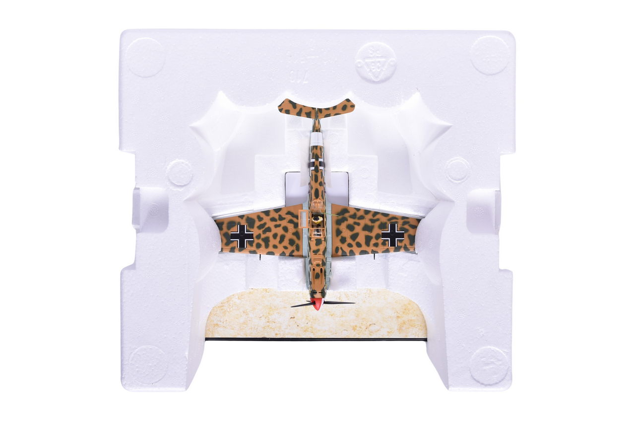 7555 - Carousel 1 1:48 #7102 Messerschmitt 109 E 'Emil' German Air Force Die Cast Military Plane thumbnail