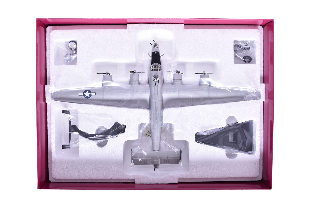 7563 - Corgi 1:72 AA34006 B-24J Liberator 