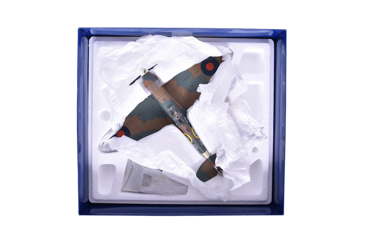 7566 - Corgi 1:32 AA33903 Supermarine Spitfire MkIIA - P7966 D-B Diecast WWII Military Plane thumbnail