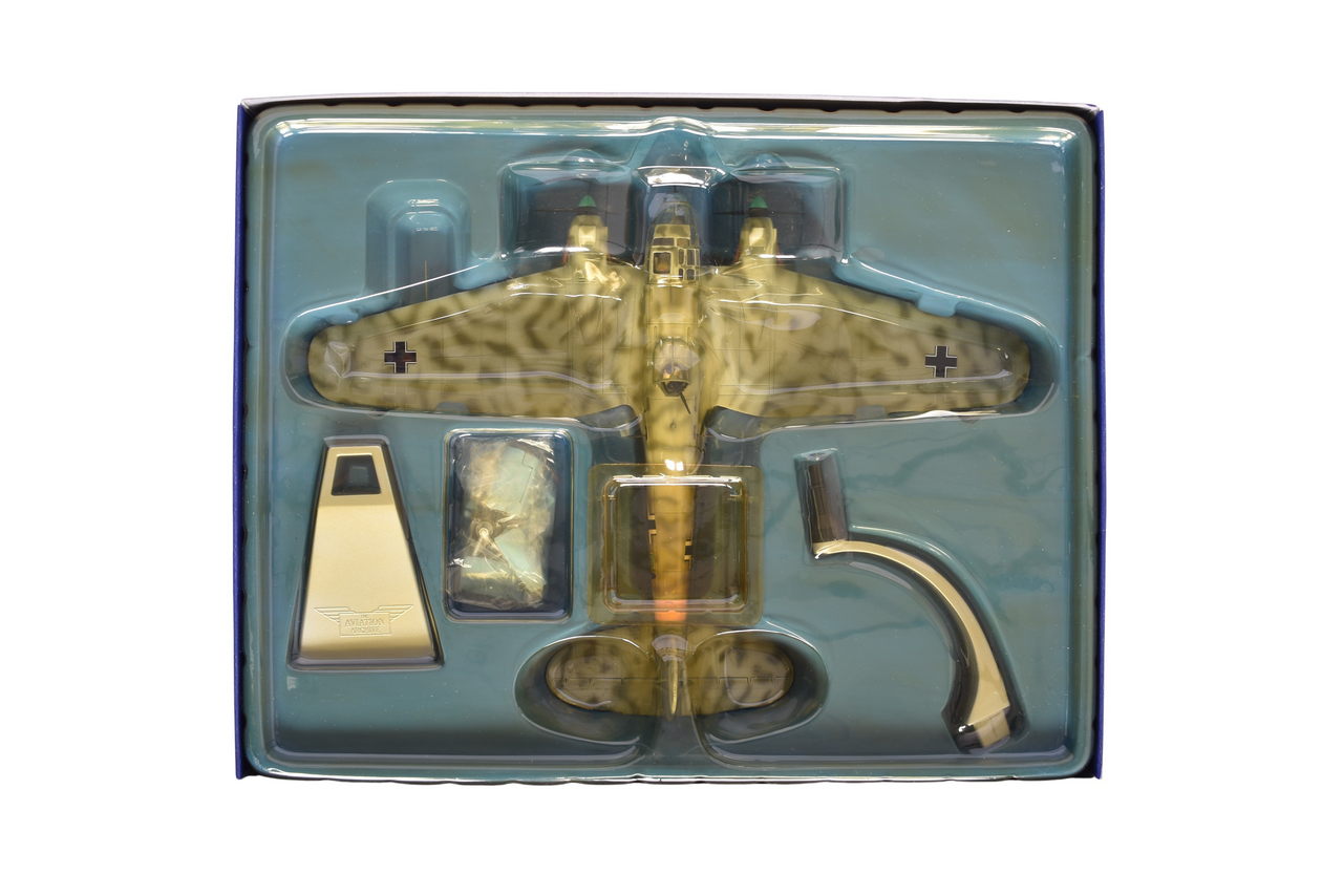 7573 - Corgi 1:72 AA33702 Heinkel HE111 H-6 Gefechtsverband Kuhlmey Diecast WWII Military Plane thumbnail