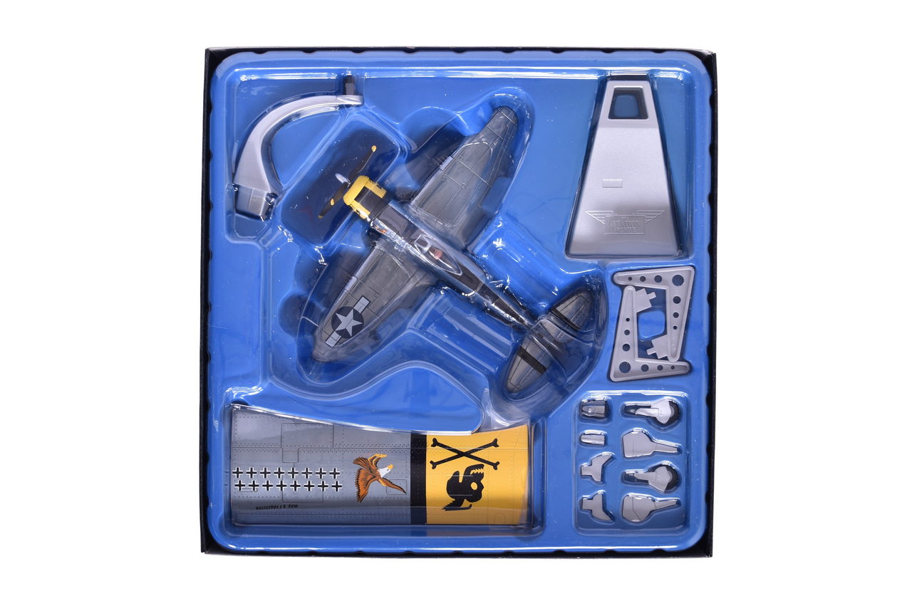 7579 - Corgi 1:72 US33811 P47-D Thunderbolt Major Glenn Eagleston Diecast Plane - Nose Art Collection thumbnail