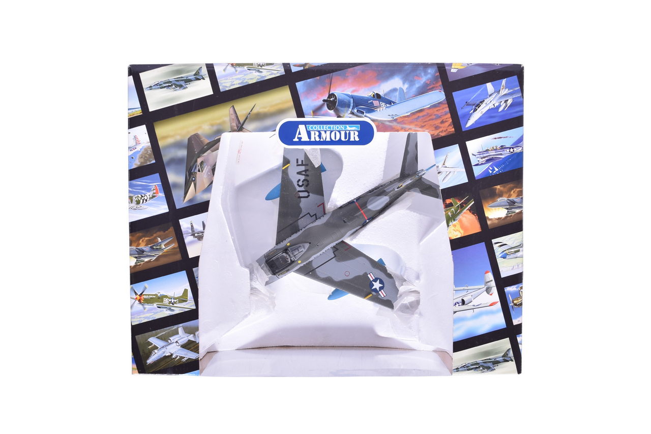 7618 - Armour Collection / Franklin Mint 1:48 F86 Sabre Diecast Plane thumbnail