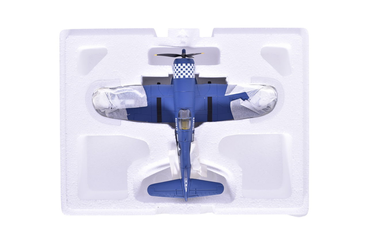 7619 - Armour Collection / Franklin Mint 1:48 F4U Corsair Diecast Plane thumbnail