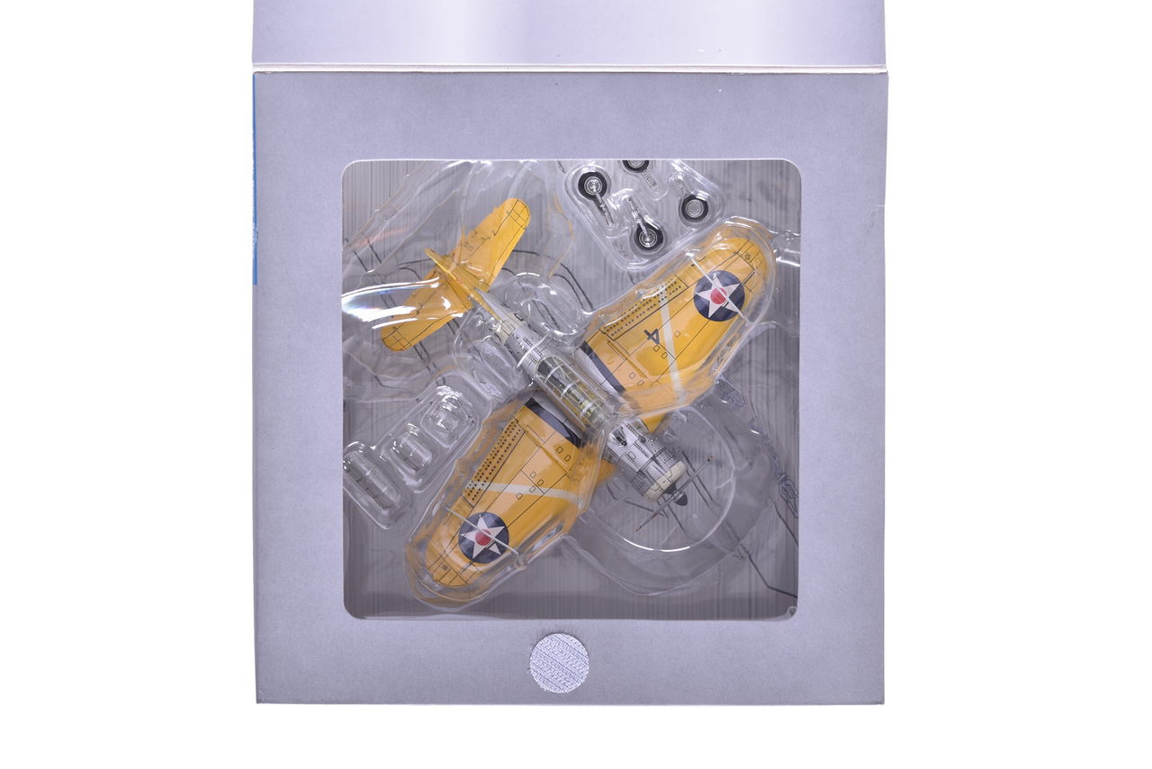 7637 - Hobby Master 1:72 Boeing Douglas SBD-2 Dauntless Diecast Military Plane thumbnail