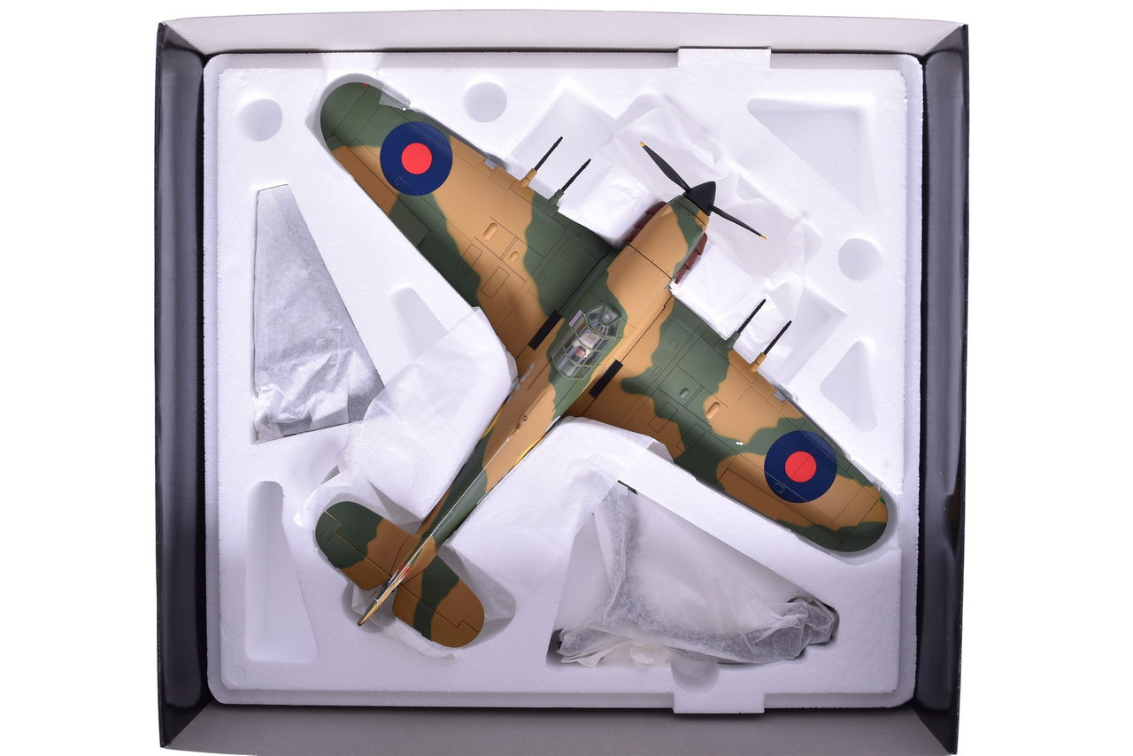 7650 - Corgi 1:32 AA35502 Hawker Hurricane IIC AOC Malta Diecast WWII Military Plane thumbnail
