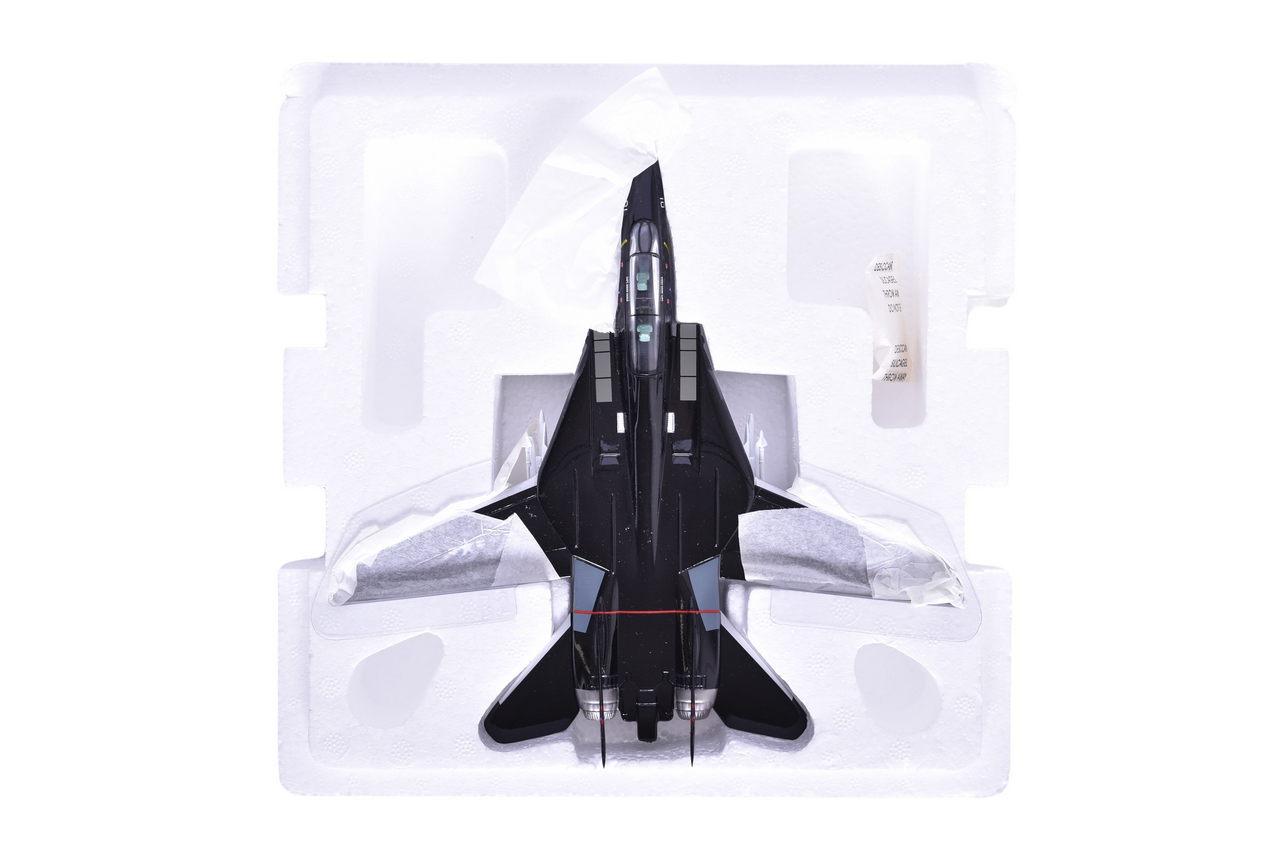 7679 - Franklin Mint Armour Collection B11B077 F-14 Tomcat 