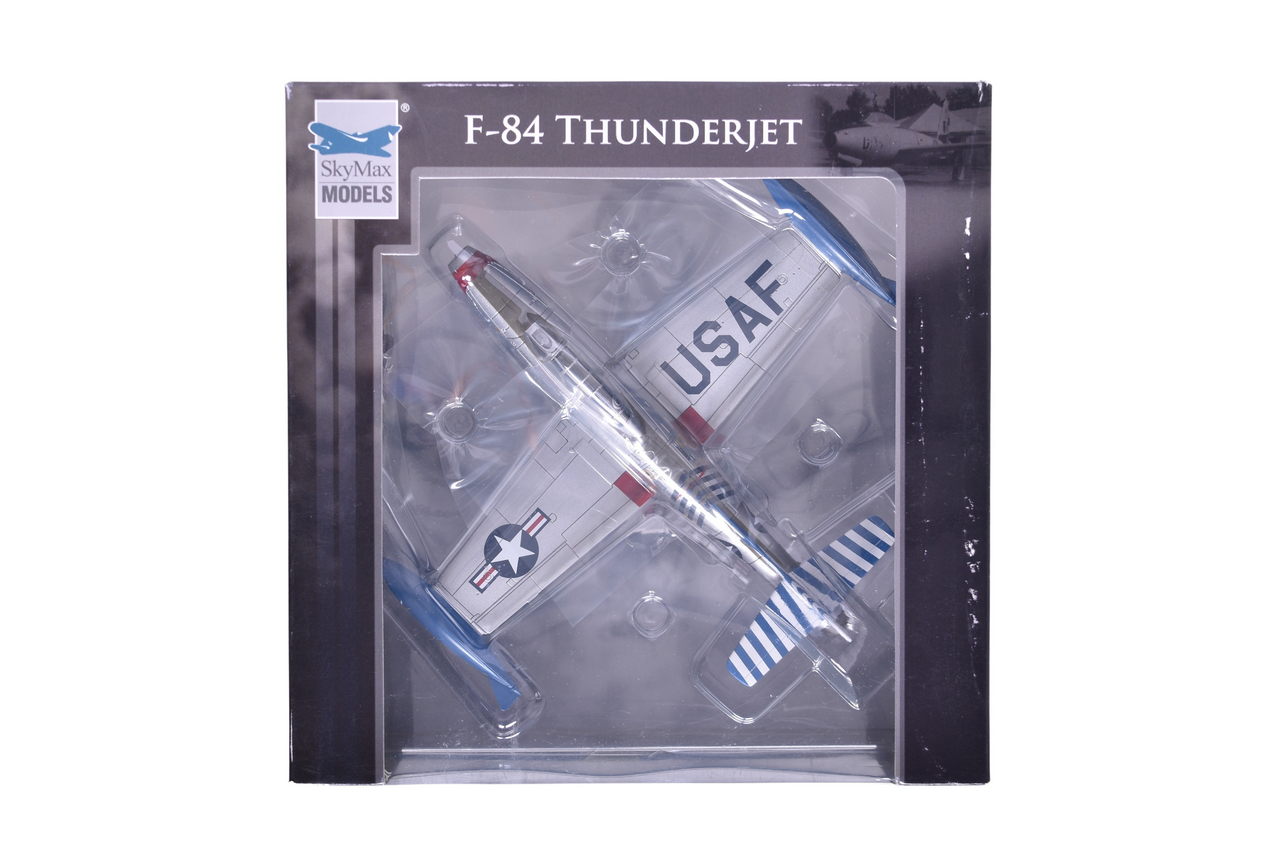 7706 - SkyMax 1:72 SM6002 USAF F-84E Thunderjet 