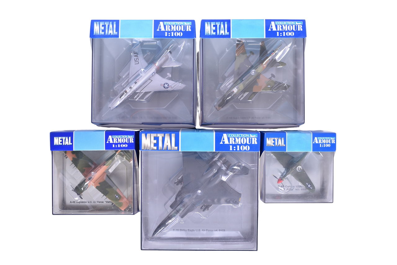 7737 - Five Armour Collection / Franklin Mint 1:100 U.S. Air Force Diecast Planes thumbnail