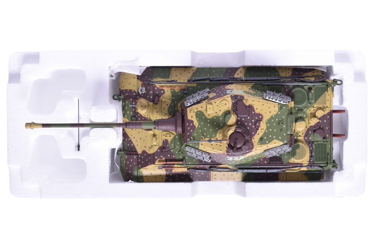 7777 - Minichamps 1:35 Panzerkampfwagen V Jagdpanther Diecast WWII Military Tank - Urban Gray Tan Matrix thumbnail