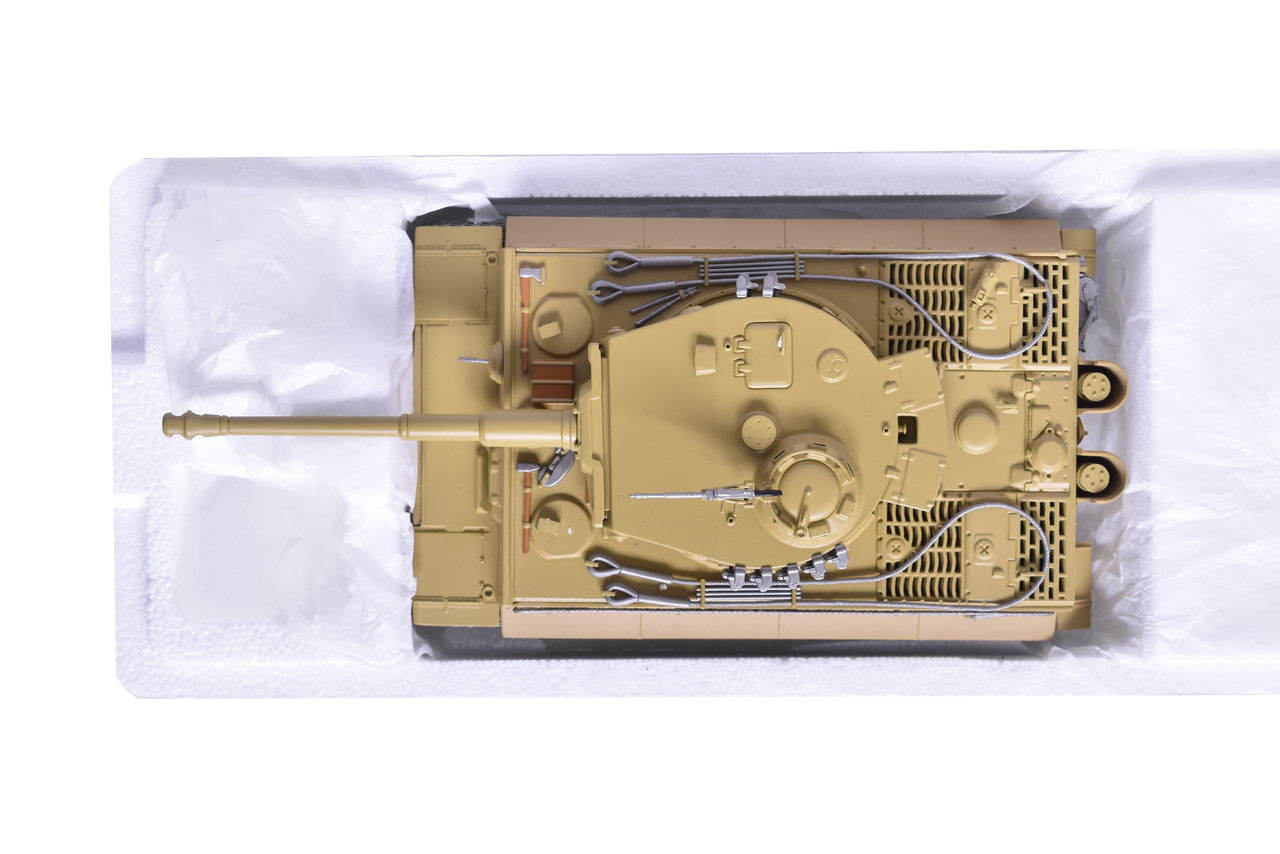 7783 - Minichamps 1:35 Panzerkampfwagen VI Tiger I Late Version Diecast Military Tank thumbnail