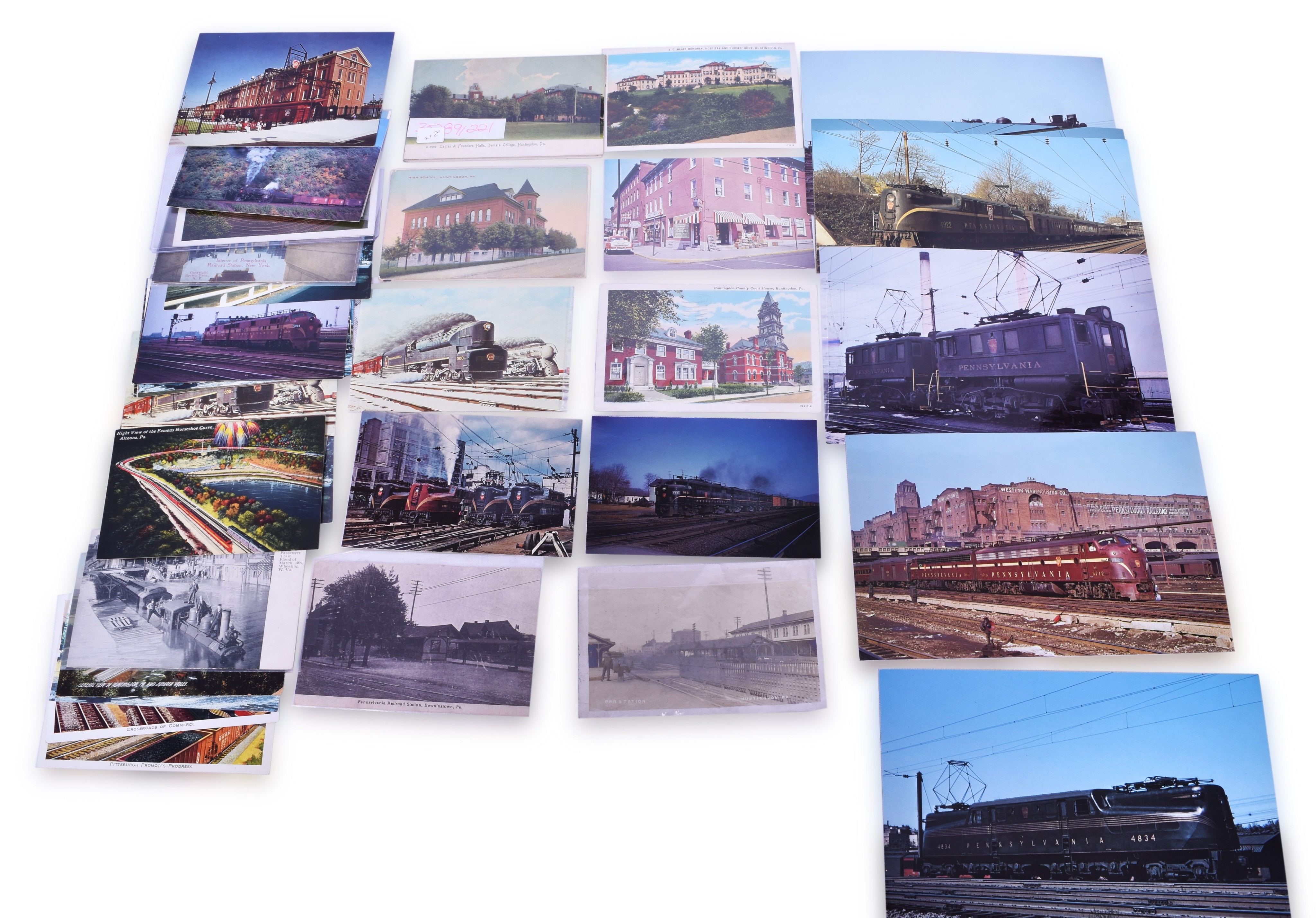 2035 - 40 Pennsylvania Railroad and Huntingdon, Pennsylvania Post Cards thumbnail