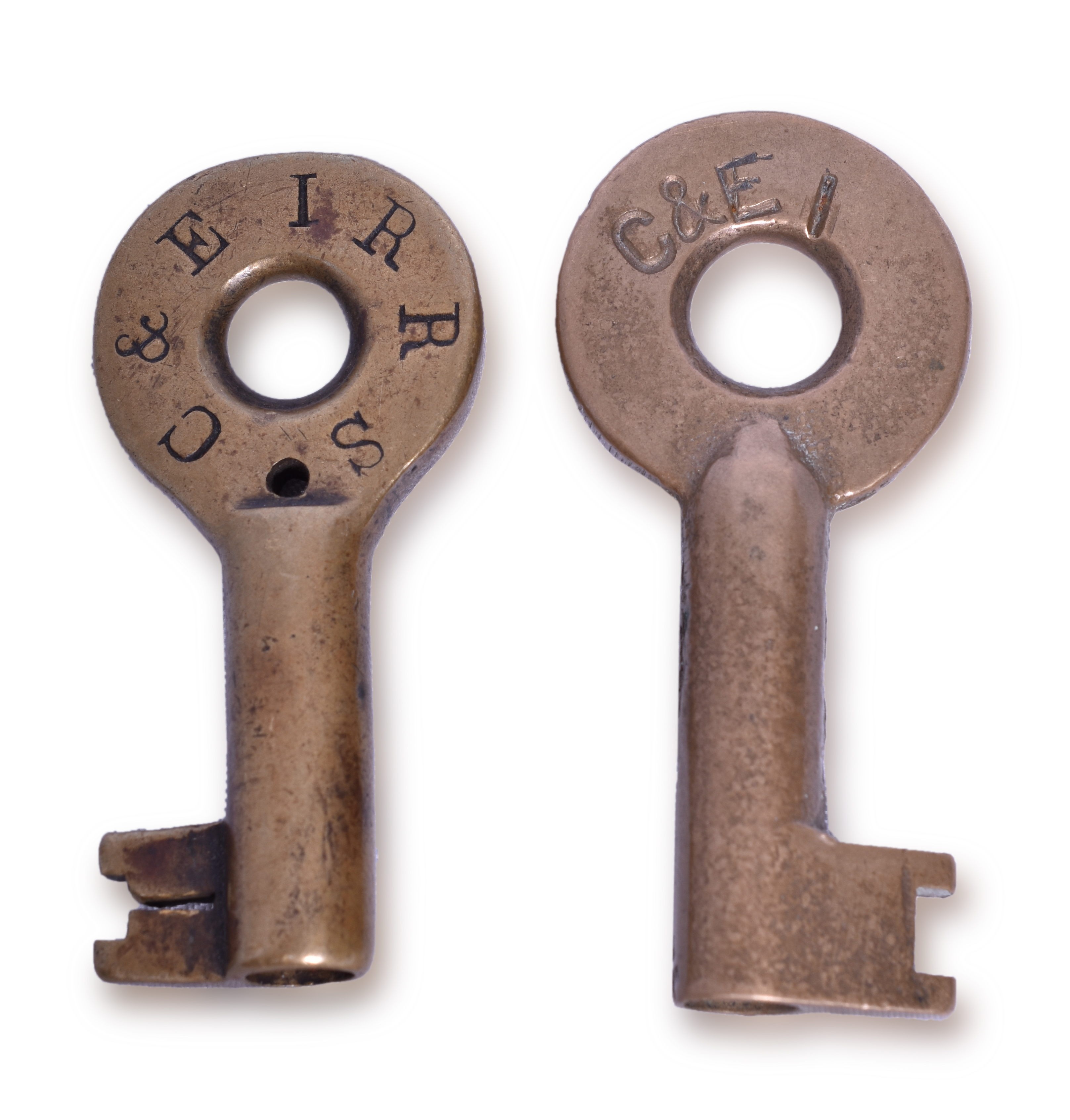 2042 - Pair of Chicago & Eastern Illinois Railroad Brass Keys - One Serif Font thumbnail