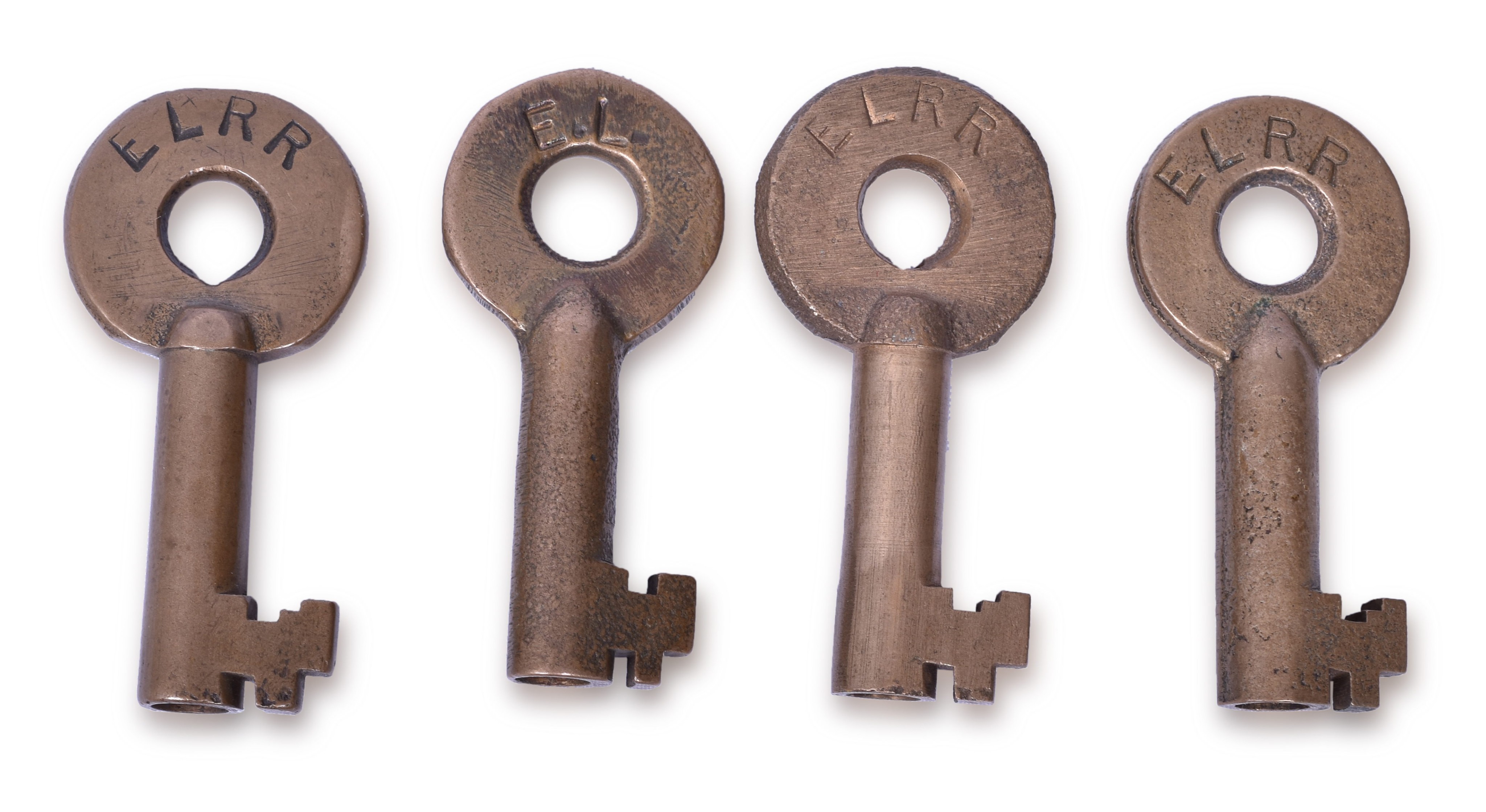 2052 - Four Erie Lackawanna Railroad Brass Keys thumbnail