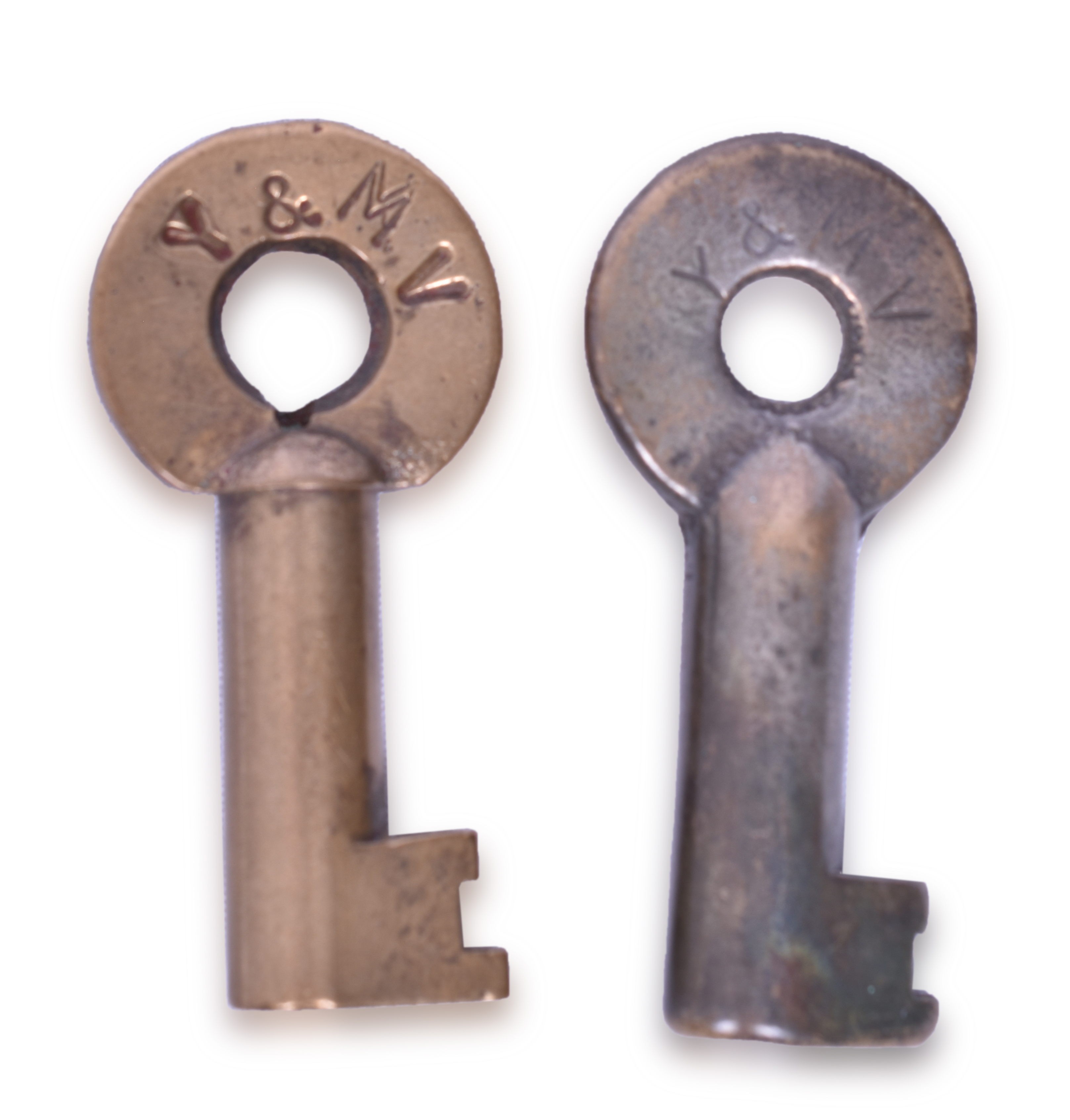 2090 - Pair of Yazoo and Mississippi Valley Railroad Brass Keys thumbnail