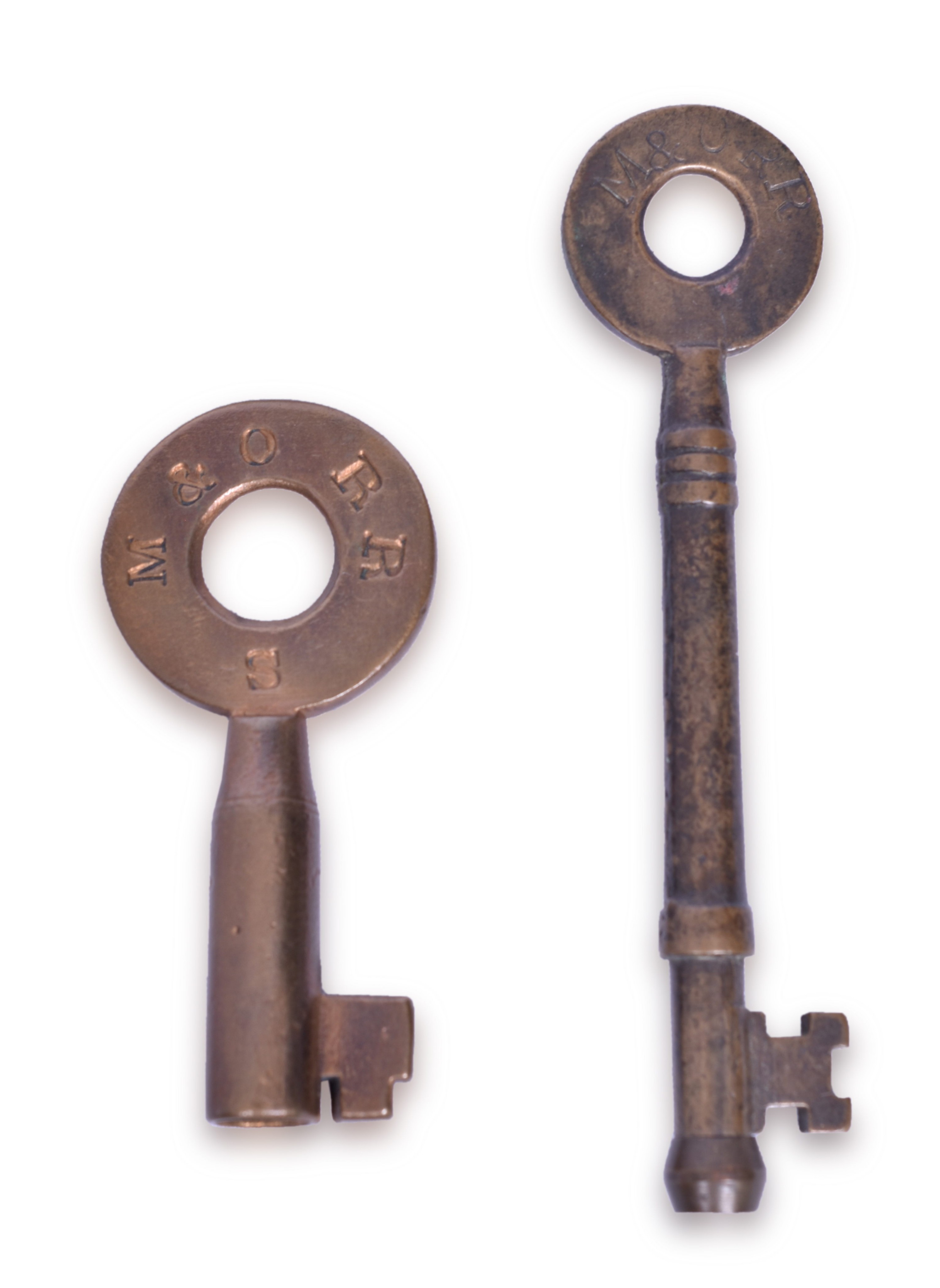2092 - Pair of Mobile and Ohio Railroad Keys- Switch & Station thumbnail