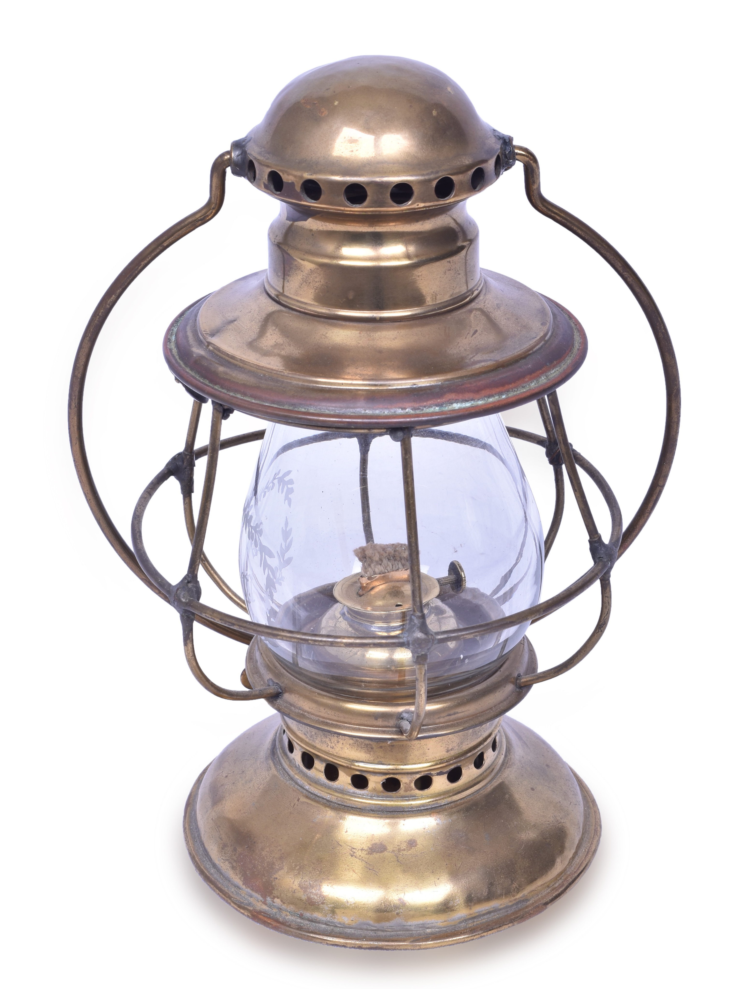 2275 - R.E. Dietz No. 3 Brass Presentation Lantern thumbnail