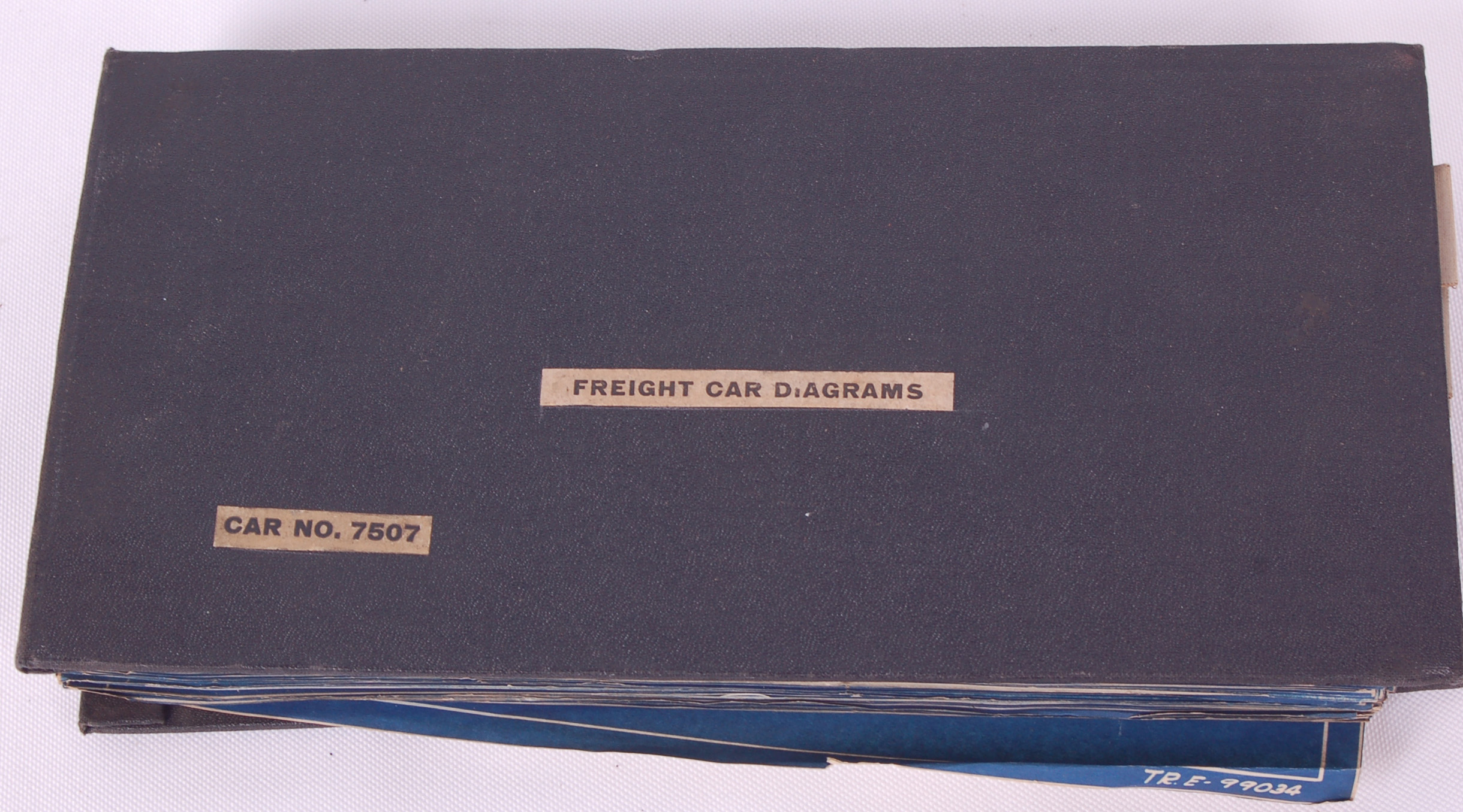 30 - Pennsylvania Railroad 1944 Freight Car Diagram Book thumbnail