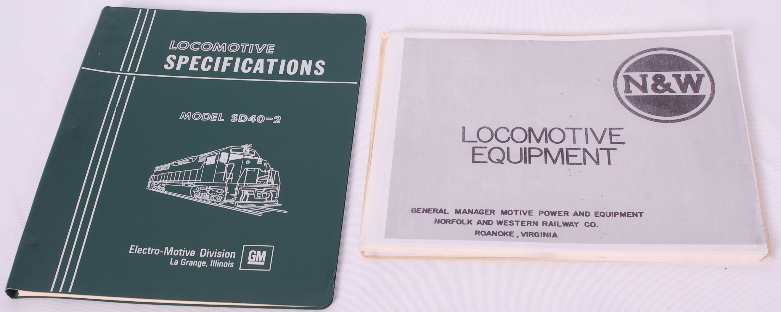 40 - Norfolk and Western reprinted 1972 diesel locomotive roster and original EMD SD40-2 locomotive specification book thumbnail