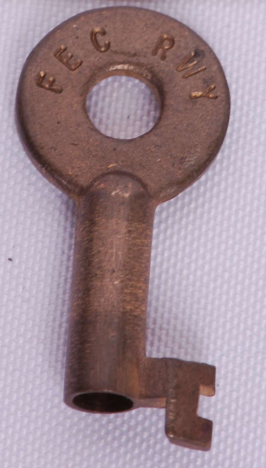 136 - Florida East Coast Railroad Adlake Switch Lock Key thumbnail