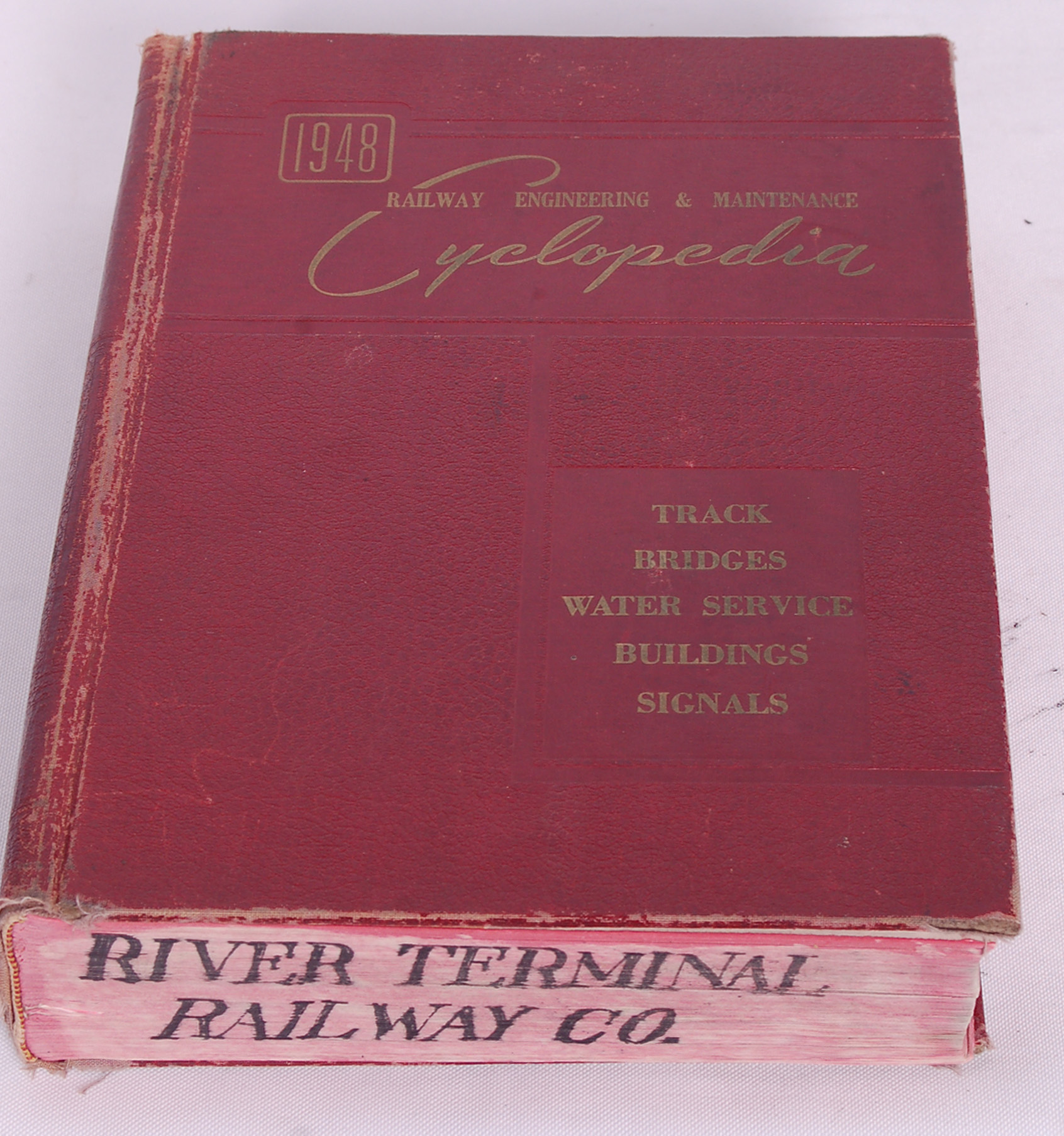 221 - River Terminal Railway Co. 1948 Railway Track & Structures Cyclopedia thumbnail