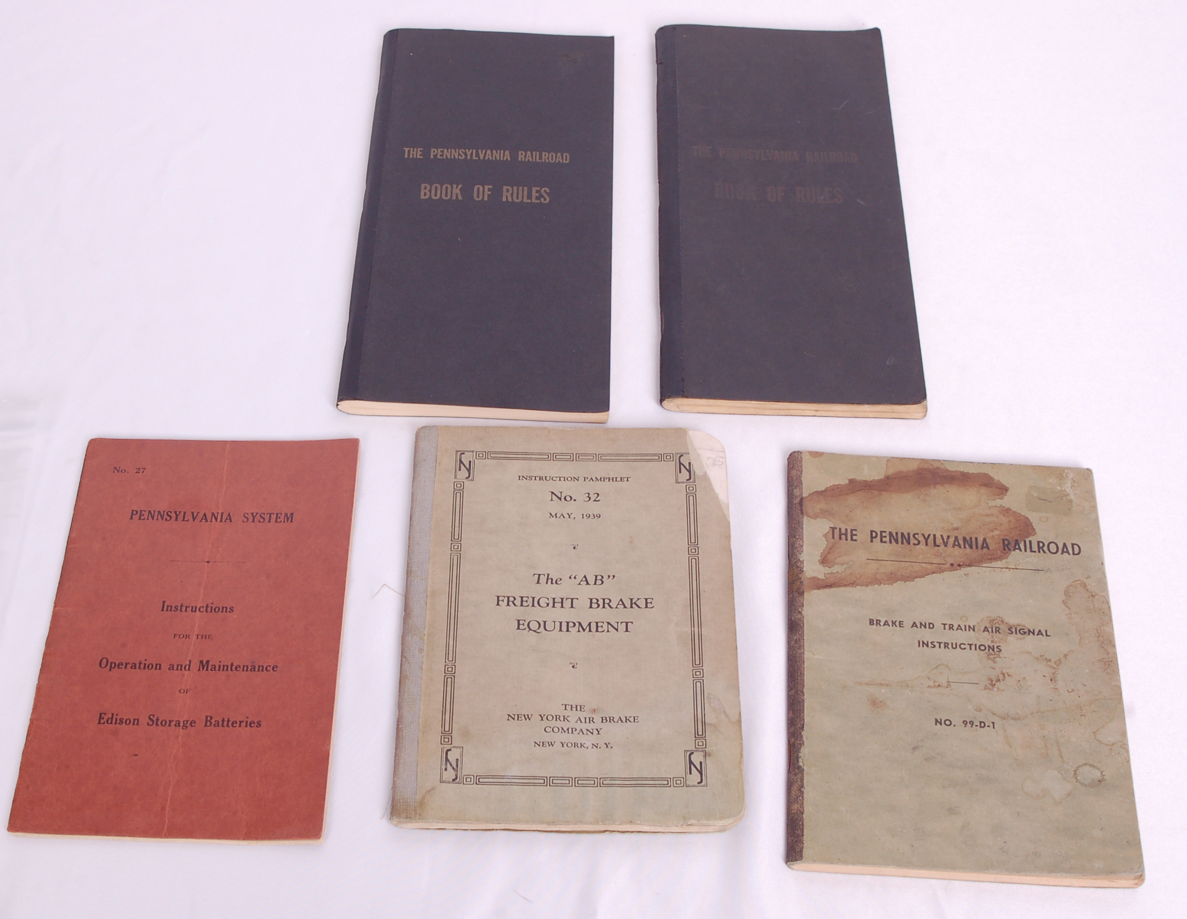 246 - Five Pennsylvania Railroad Rule and Instruction Books - Air Brakes, Rule Books, Edison Batteries, etc. thumbnail