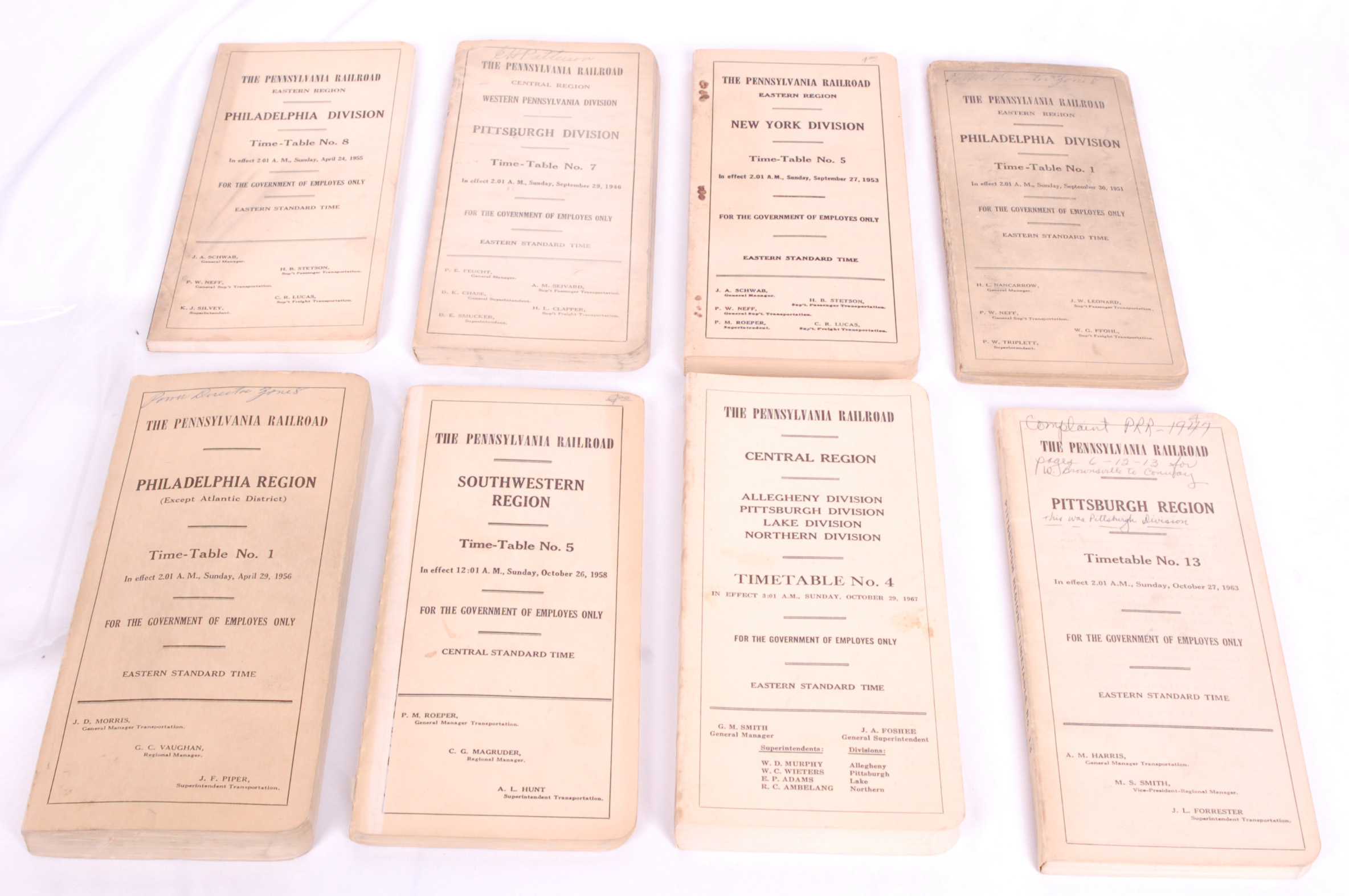 252 - Group of 8 Pennsylvania Railroad Division and Region Timetables thumbnail