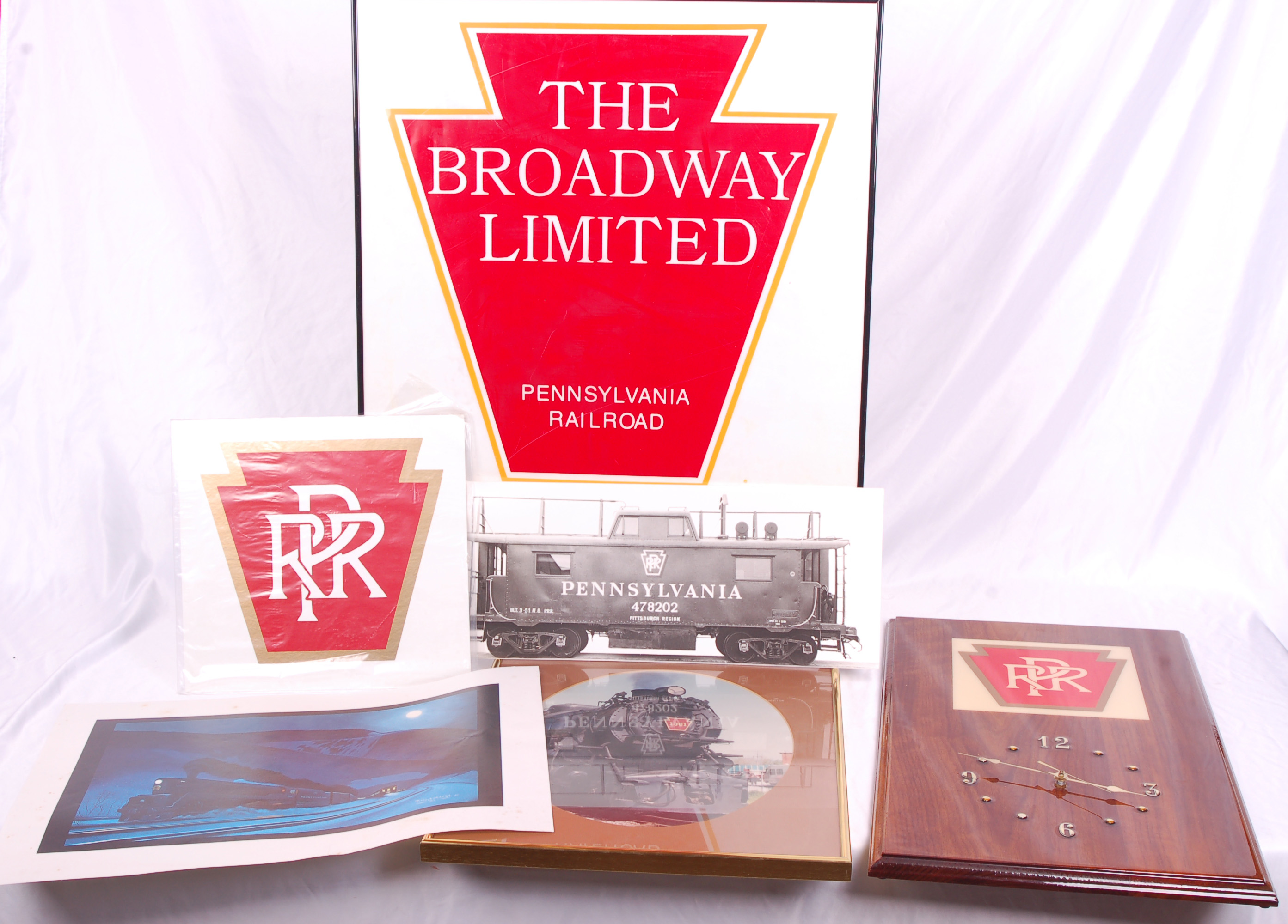 259 - Pennsylvania Railroad - Train Room Decor Lot thumbnail