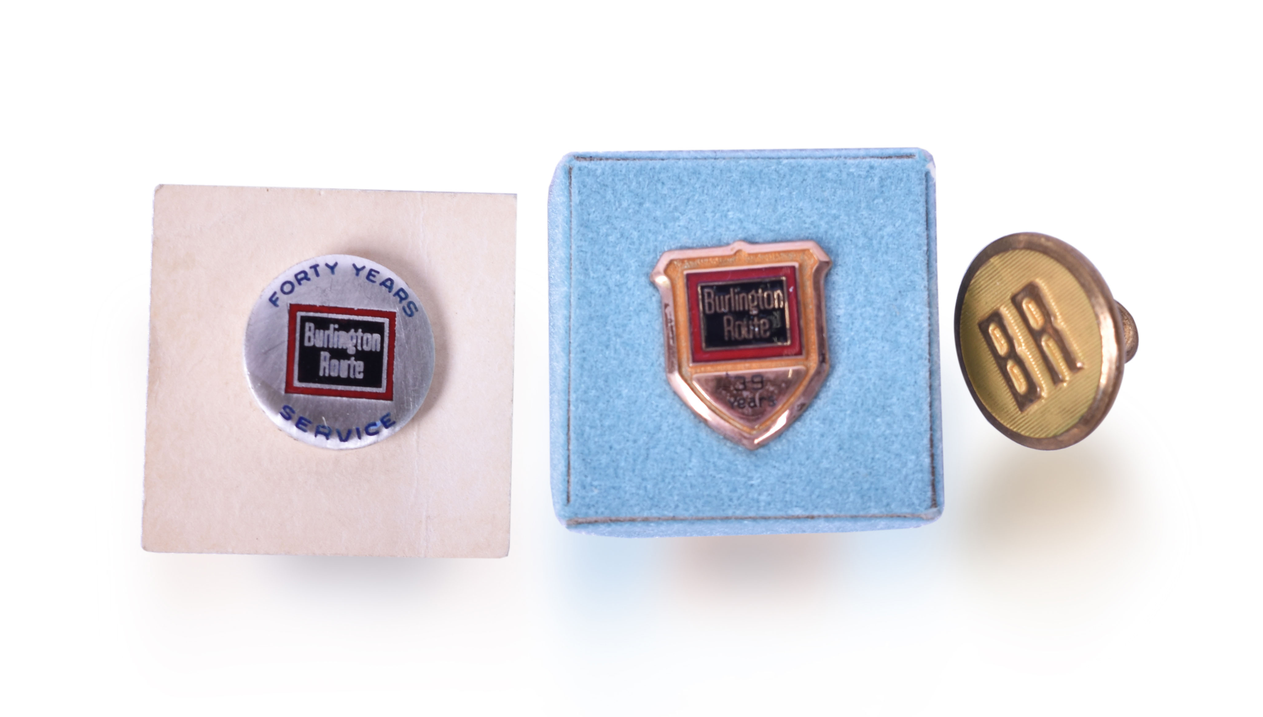 31 - CB&Q / Chicago, Burlington & Quincy Railroad Thirty Nine and Forty year Service Lapel Pins thumbnail