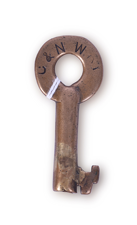 128 - Chicago and Northwestern / C&NW Railroad Adlake Switch Key thumbnail