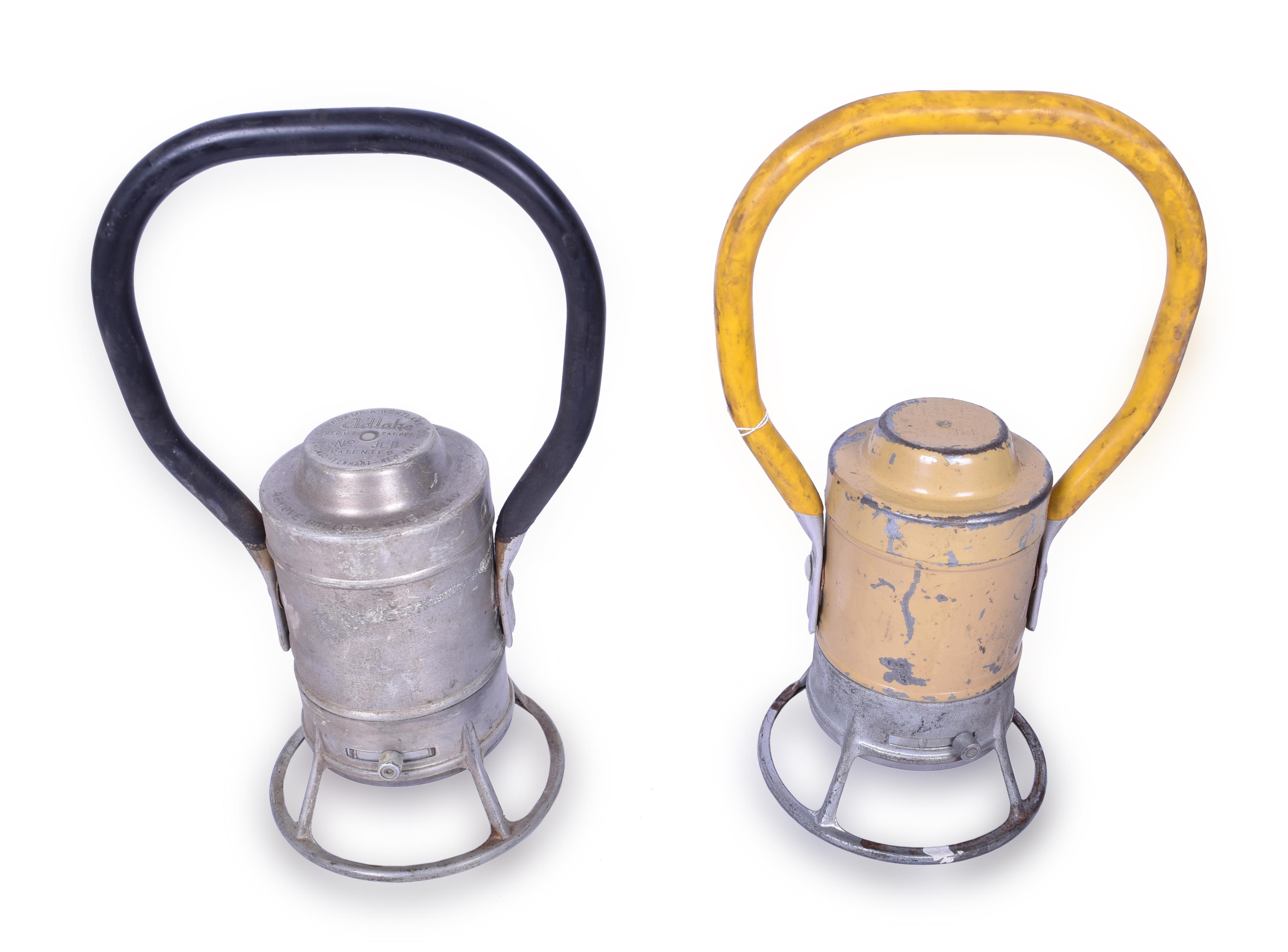 4 - Pair of Adlake Battery Powered Railroad Hand Lanterns - 31-D and 31-F thumbnail